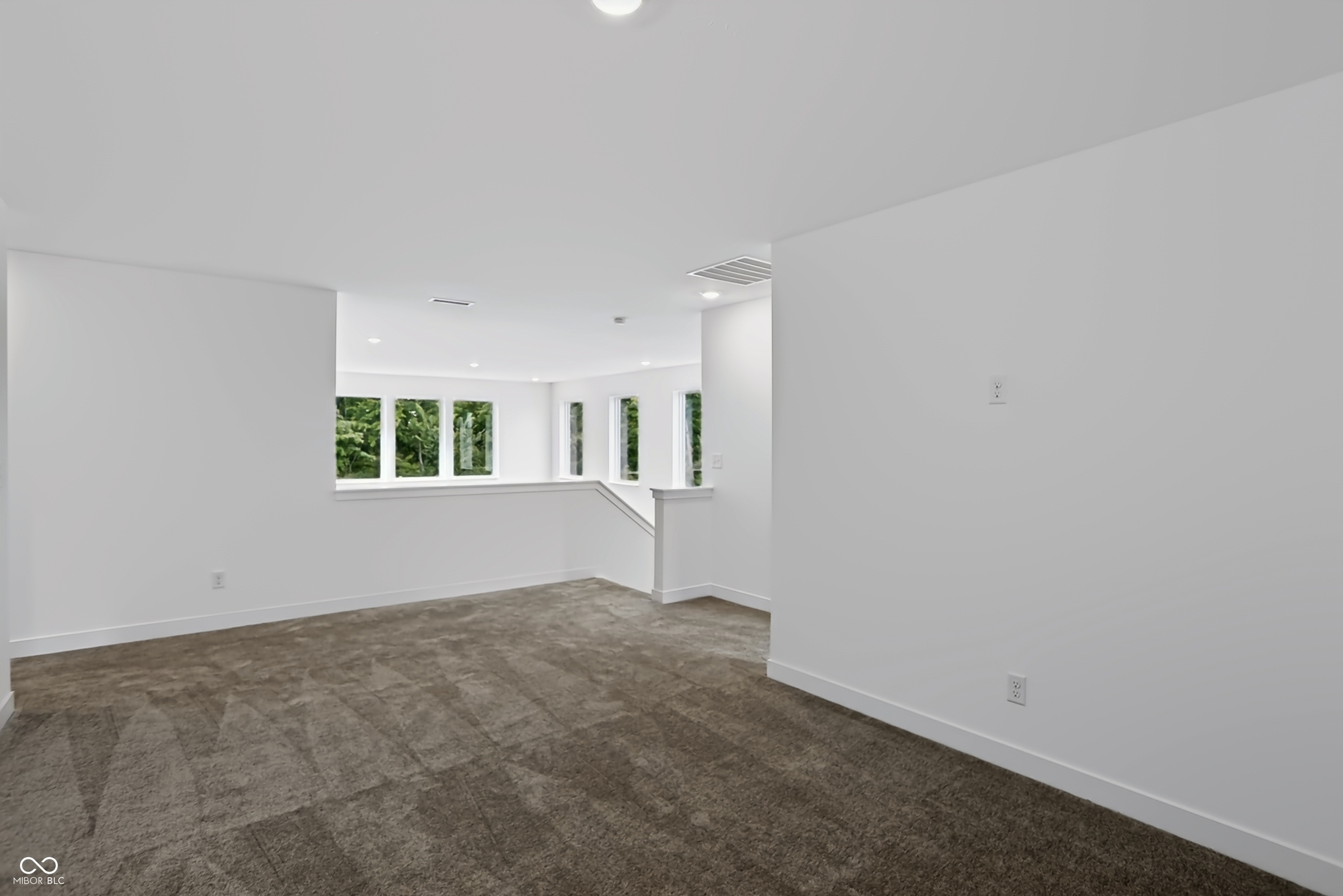 19609 Hazelnut Boulevard