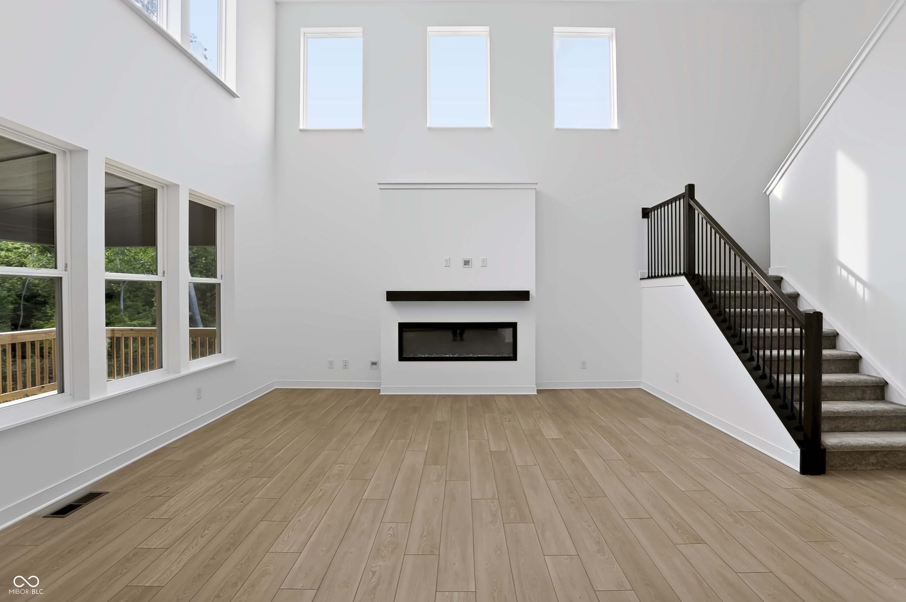 19609 Hazelnut Boulevard