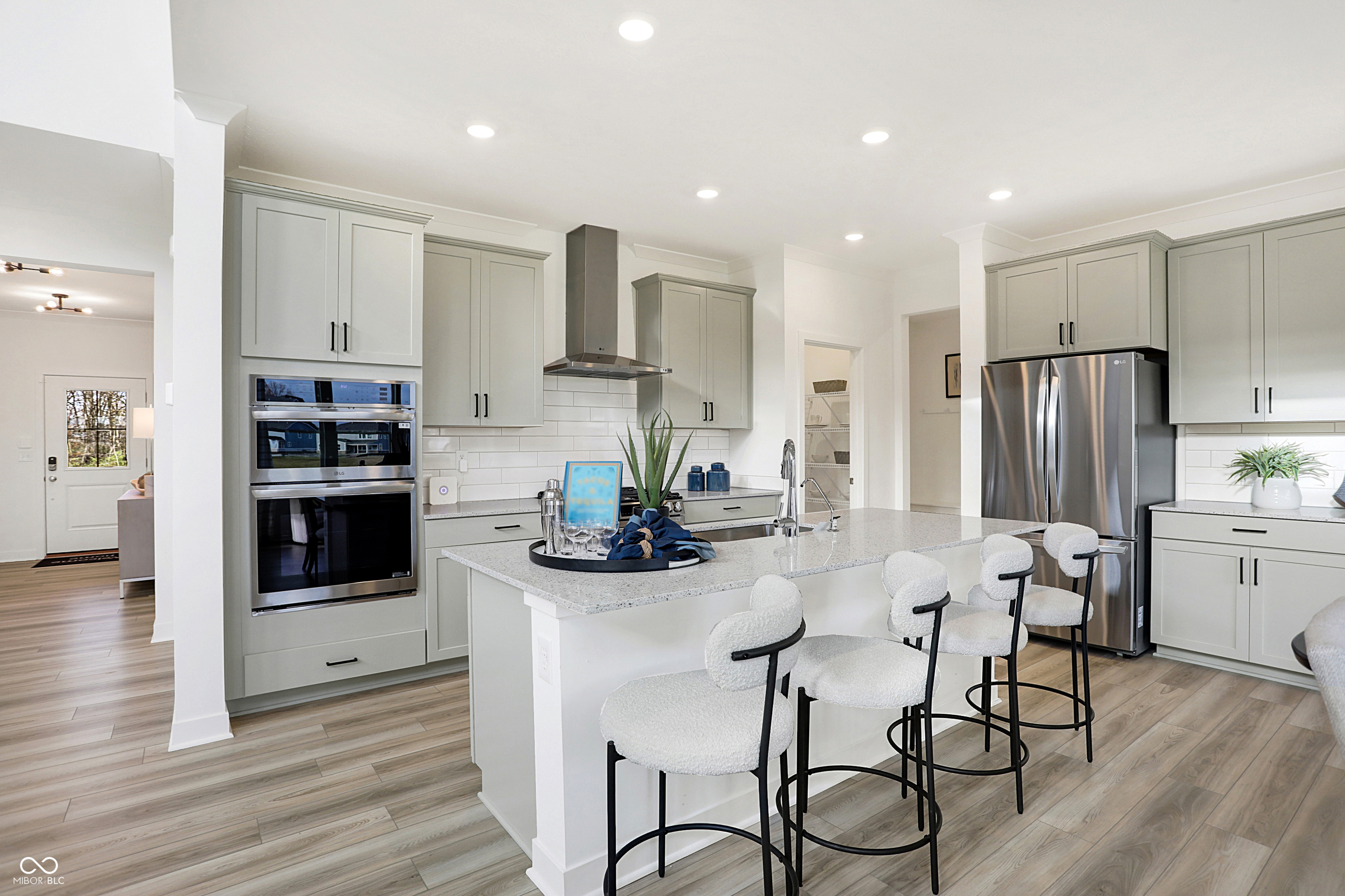 19609 Hazelnut Boulevard