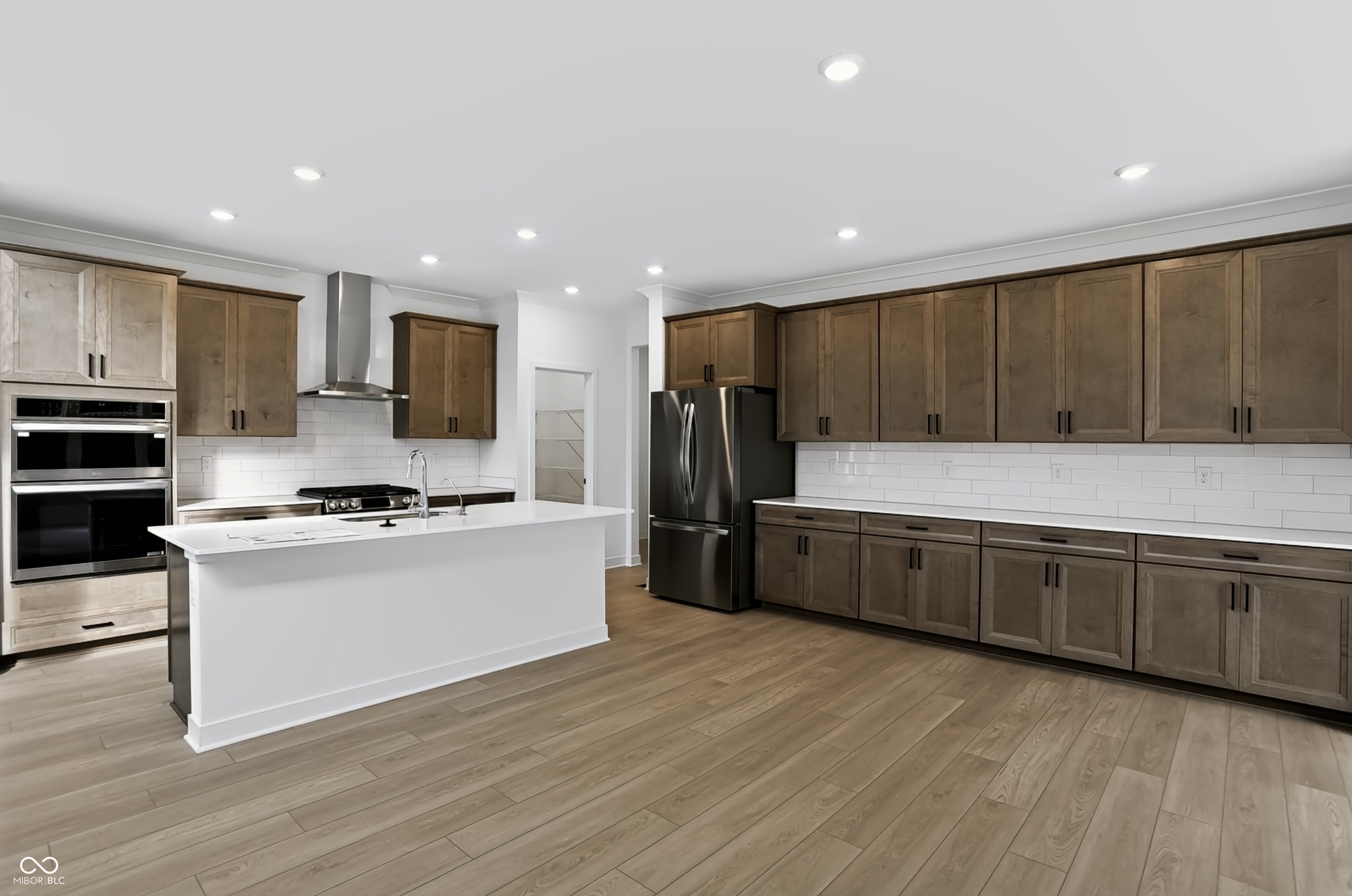 19609 Hazelnut Boulevard