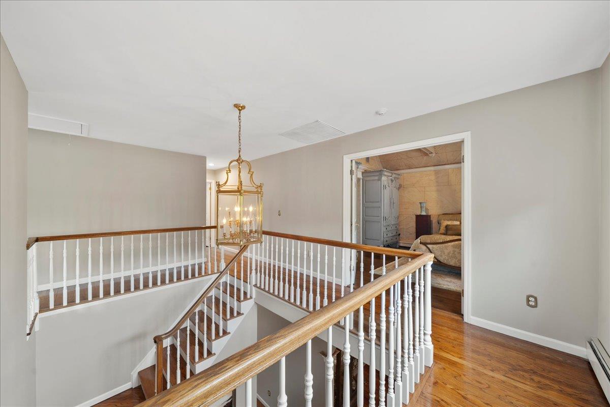 40 Carlisle Lane