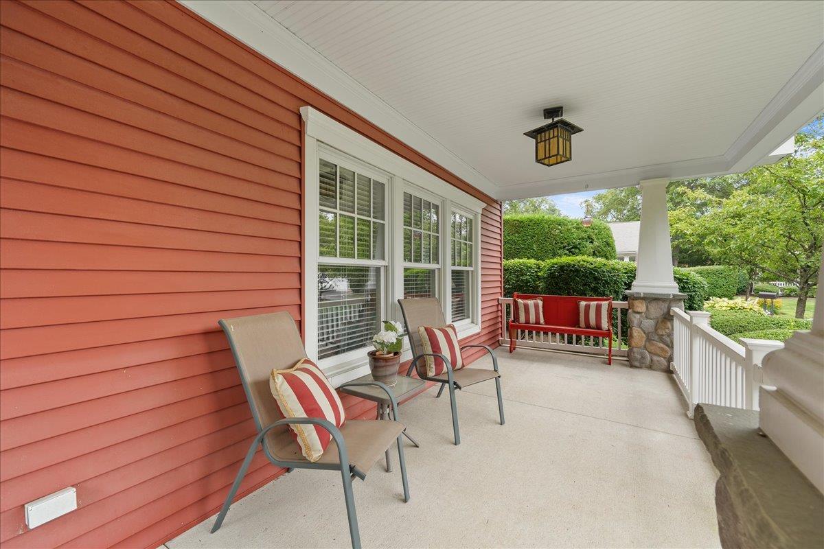 10 Cottage Drive