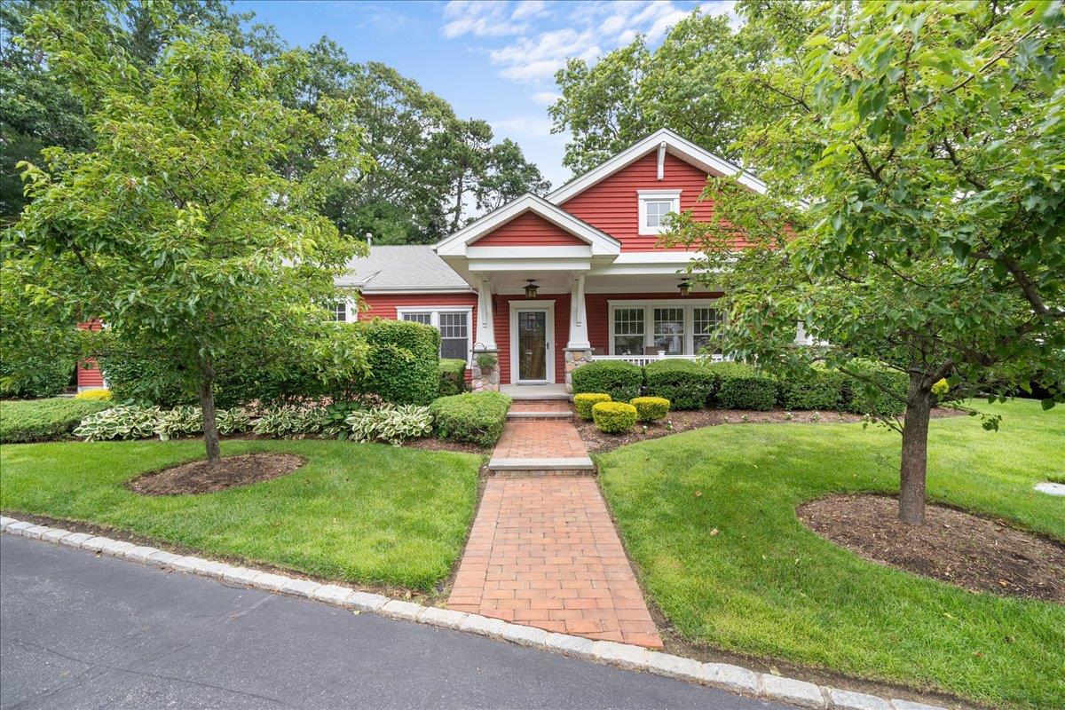 10 Cottage Drive
