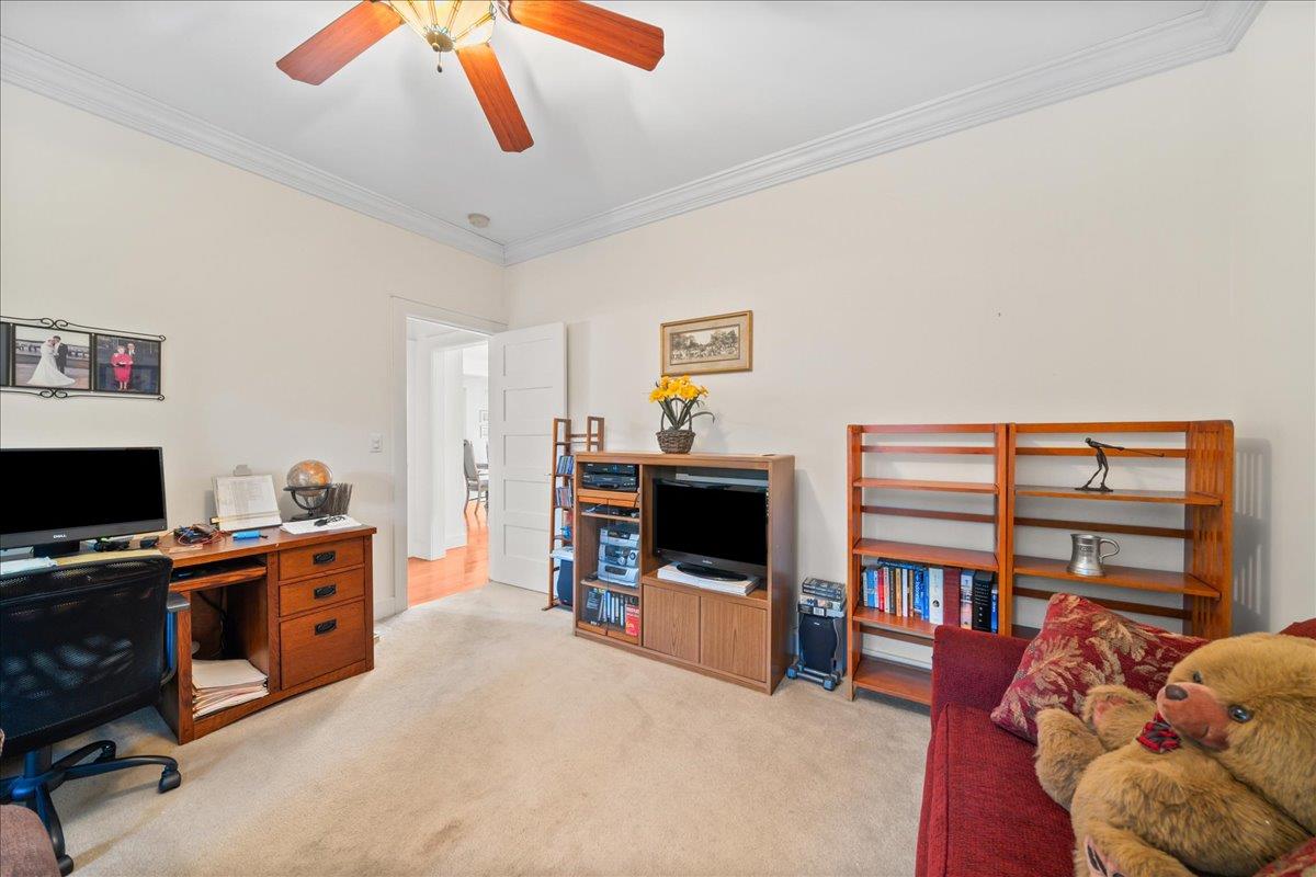 10 Cottage Drive