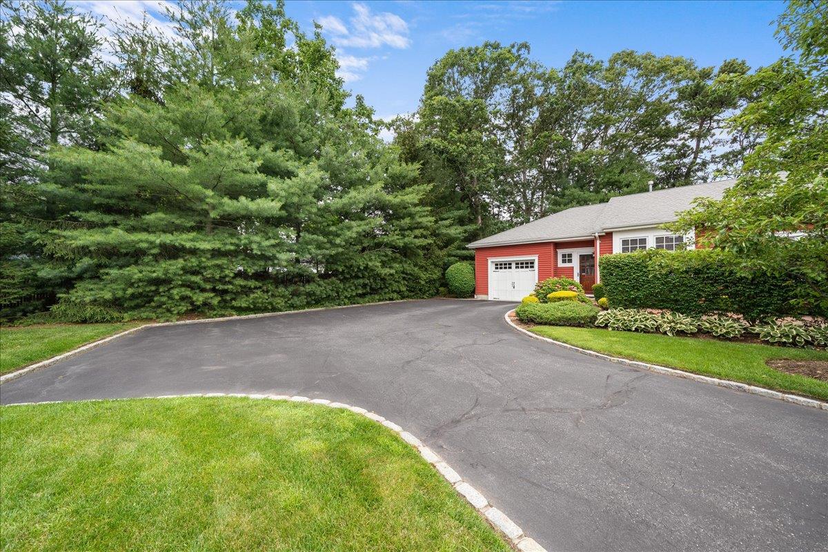 10 Cottage Drive