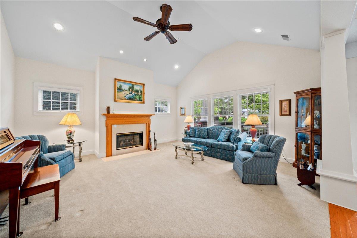 10 Cottage Drive