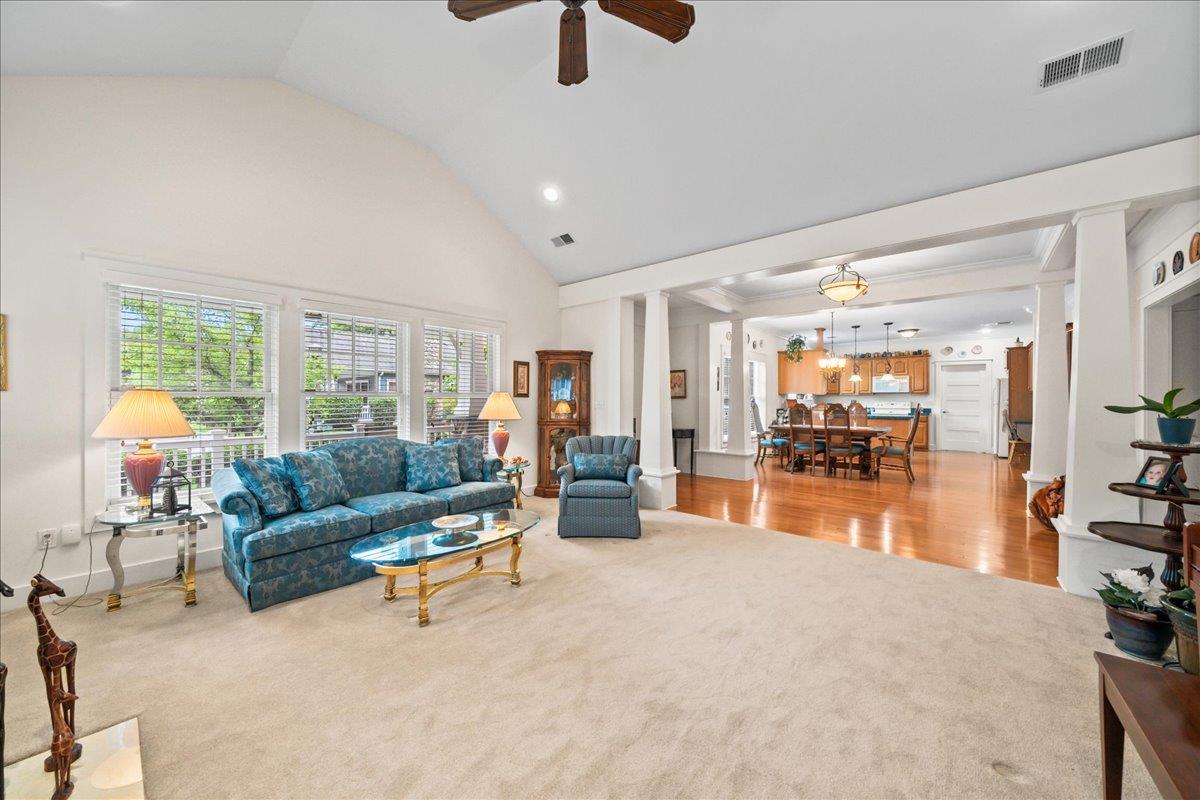 10 Cottage Drive