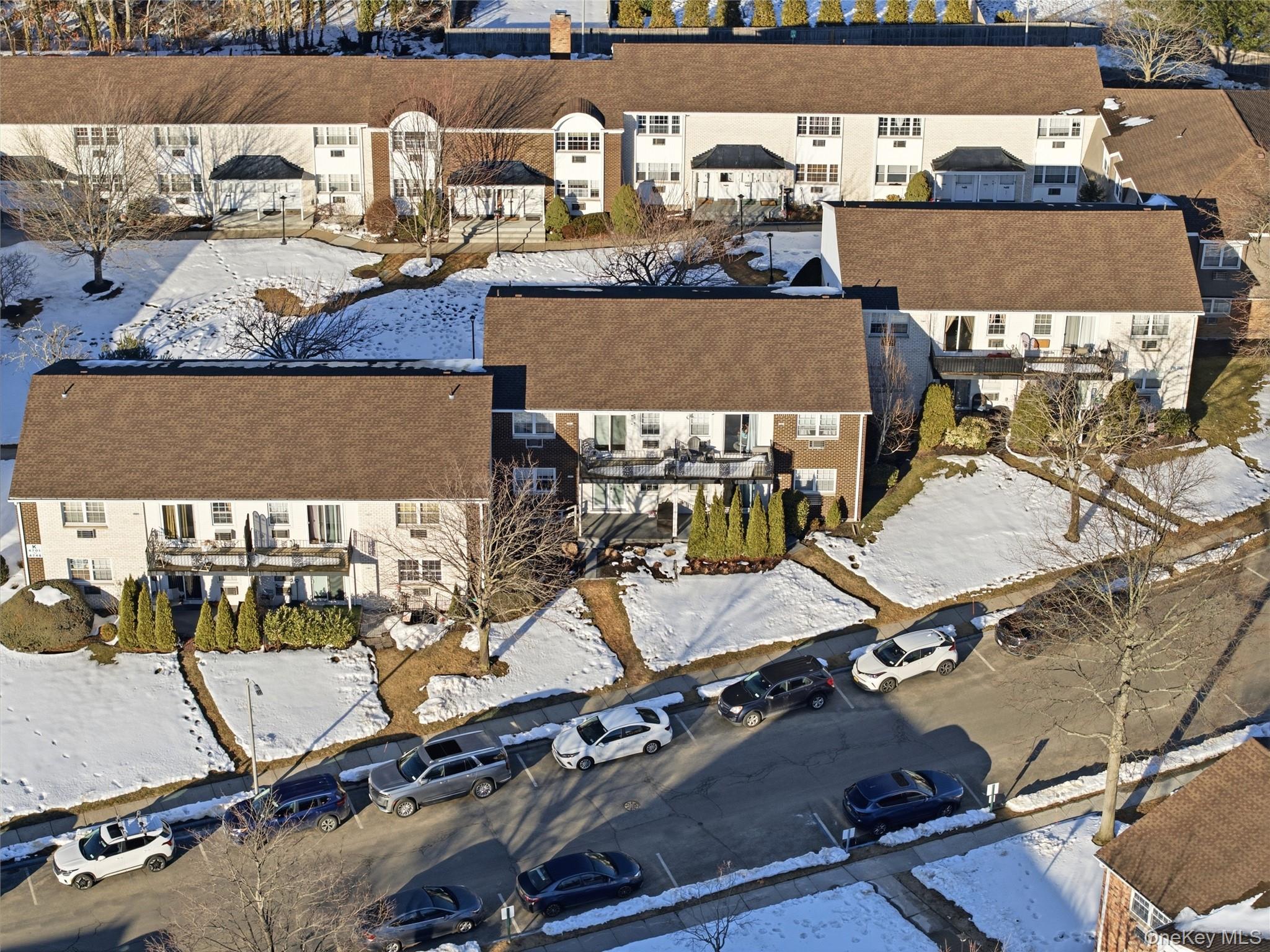 4743 Wilshire Lane Unit: 4743