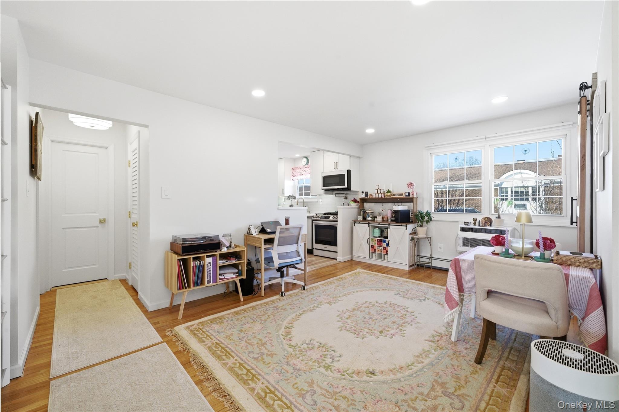 4743 Wilshire Lane Unit: 4743