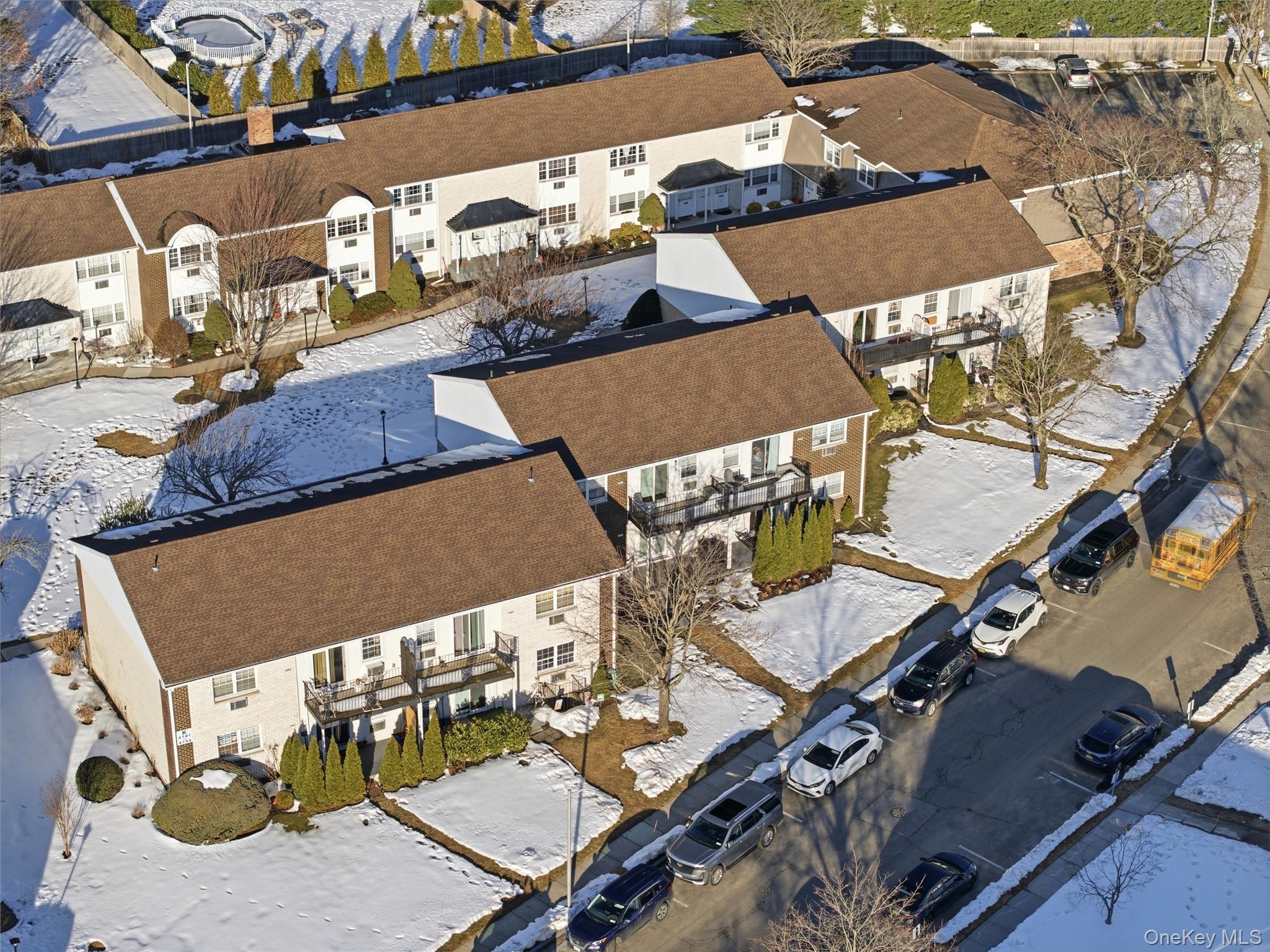 4743 Wilshire Lane Unit: 4743