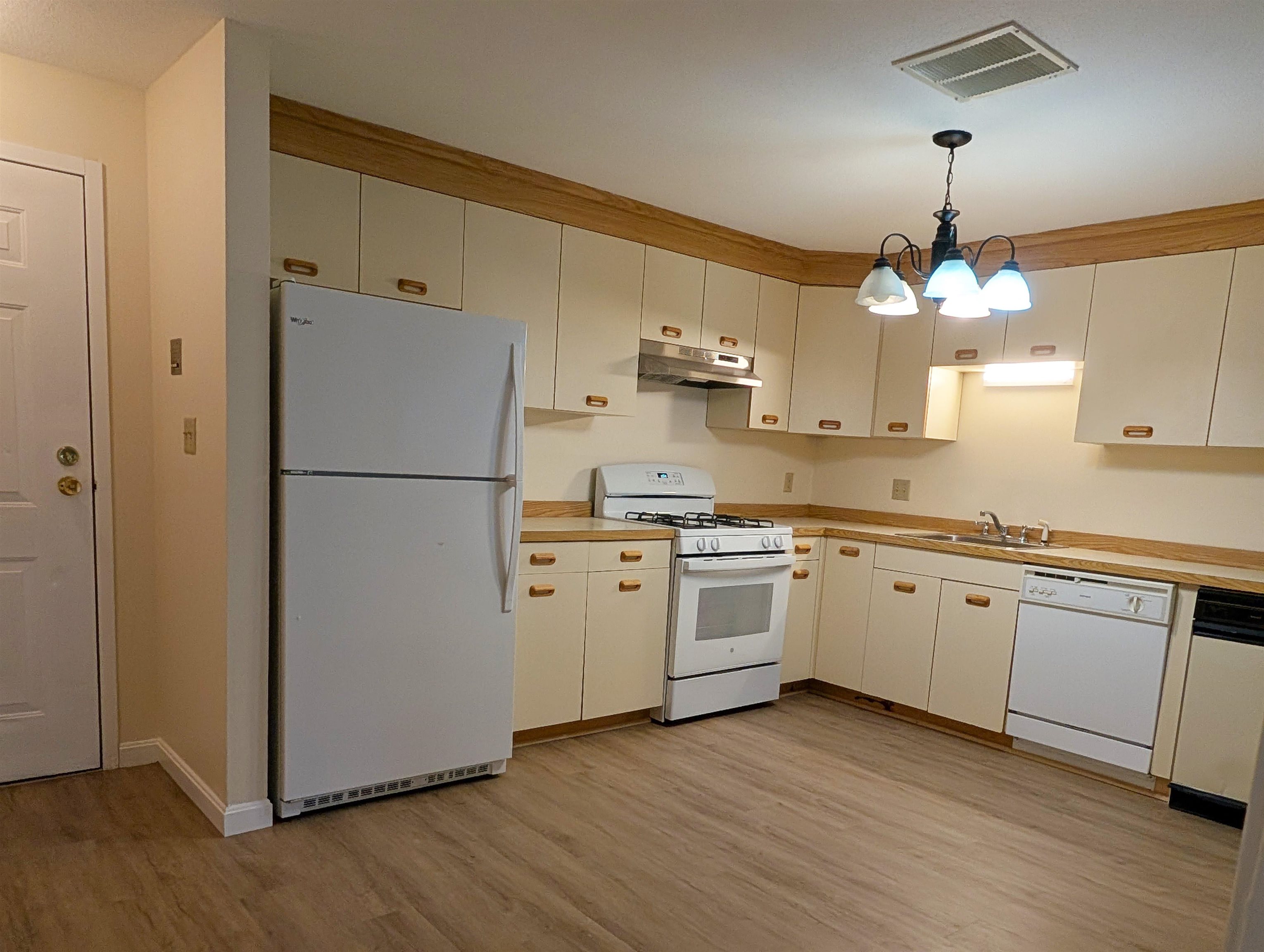 3 Roedean Drive Unit: 103
