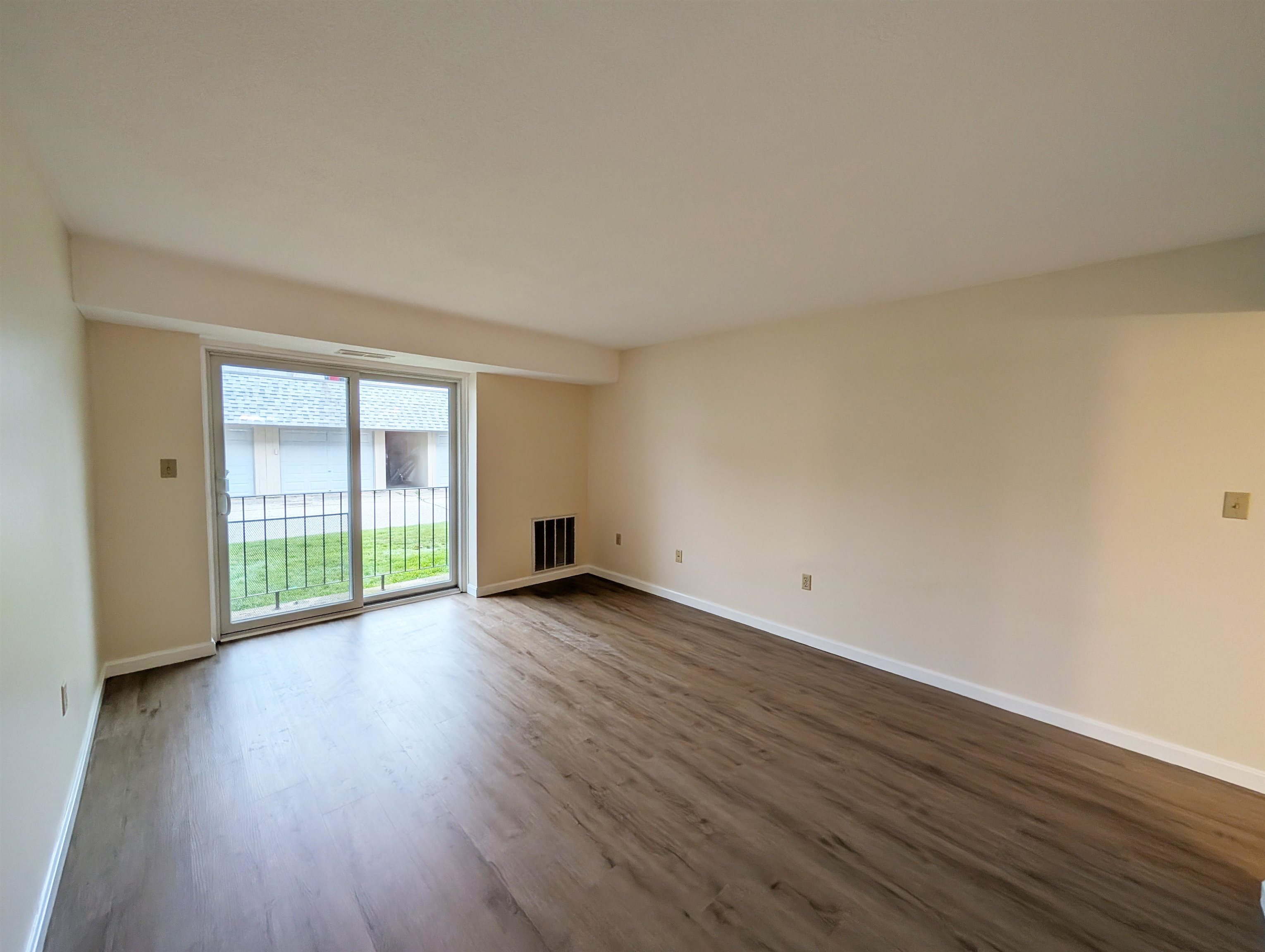 3 Roedean Drive Unit: 103