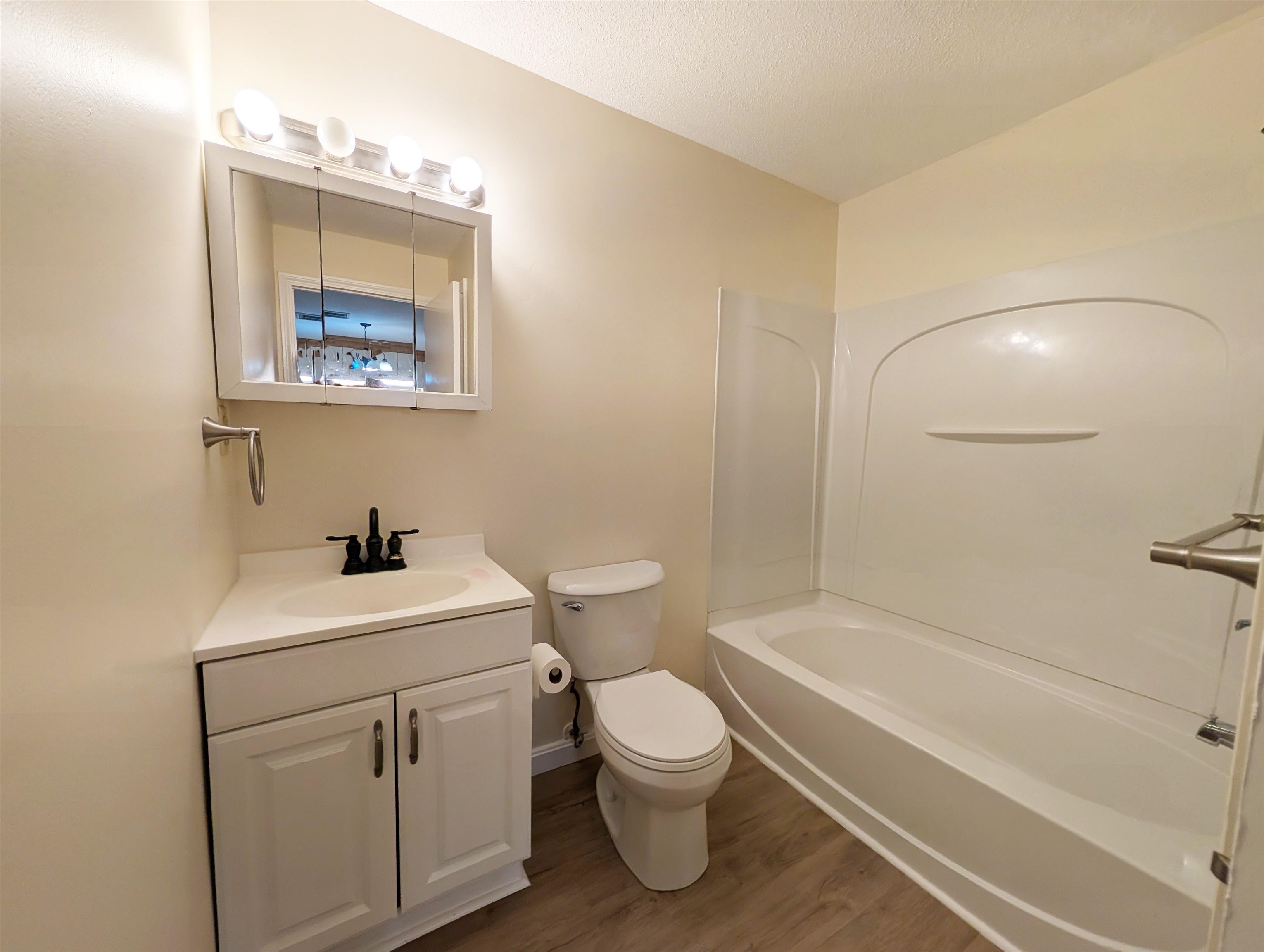 3 Roedean Drive Unit: 103