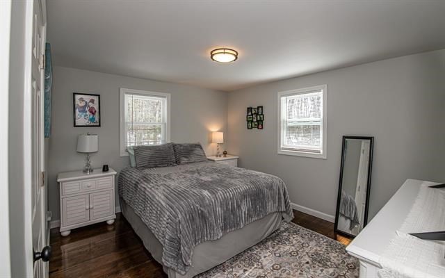25 Bartlett St