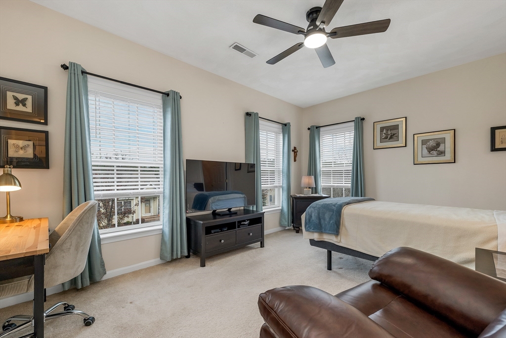 401 Autumn Ridge Dr # 401