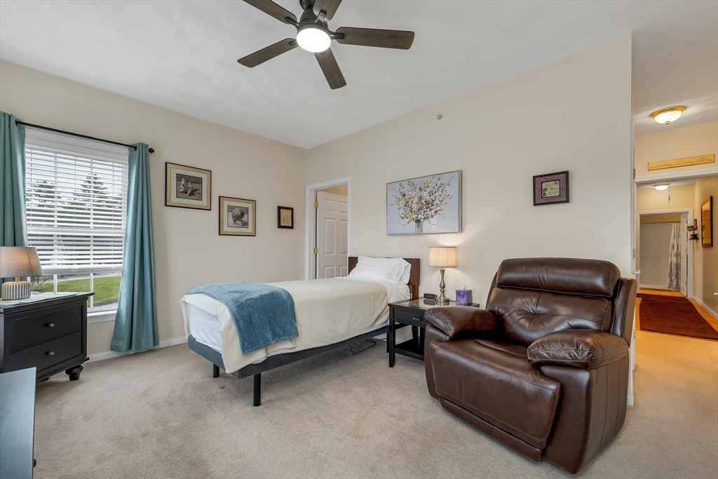 401 Autumn Ridge Dr # 401