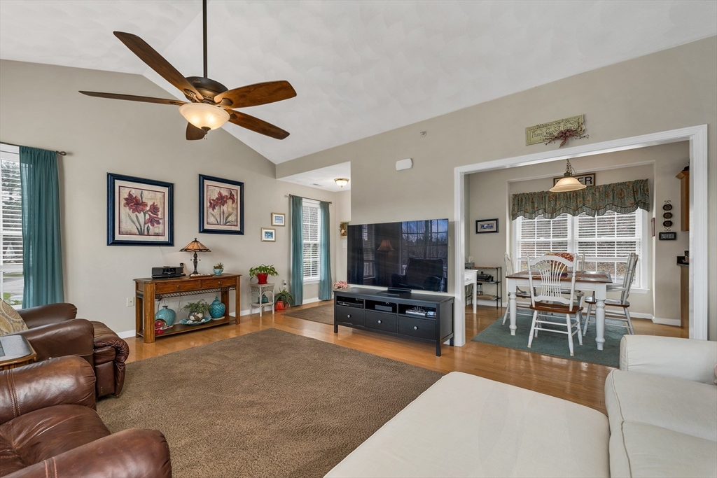 401 Autumn Ridge Dr # 401