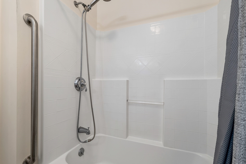 401 Autumn Ridge Dr # 401