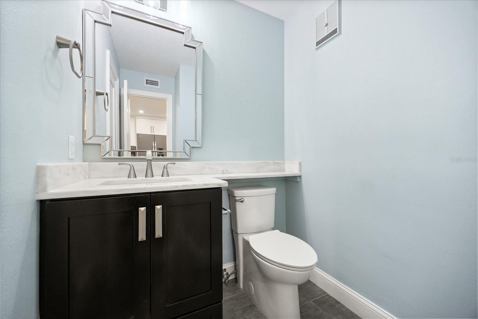 640 KILLARNEY BAY CT #4