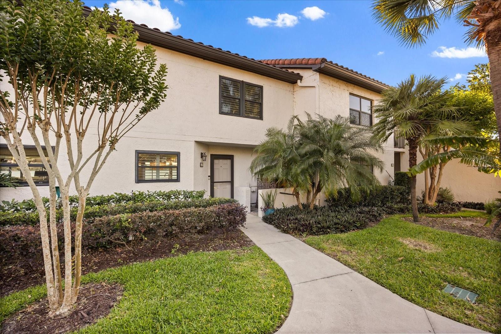 640 KILLARNEY BAY CT #4