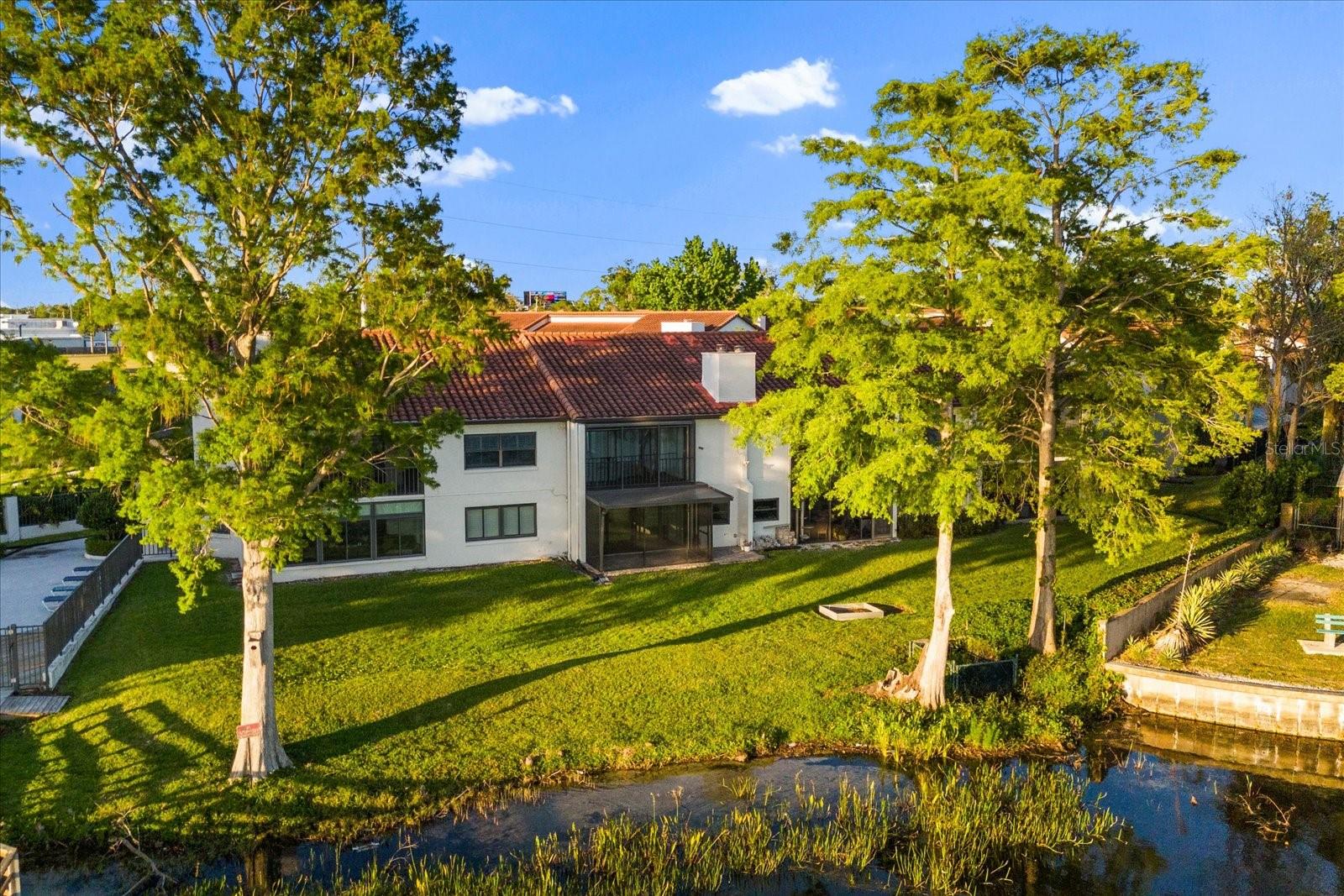 640 KILLARNEY BAY CT #4