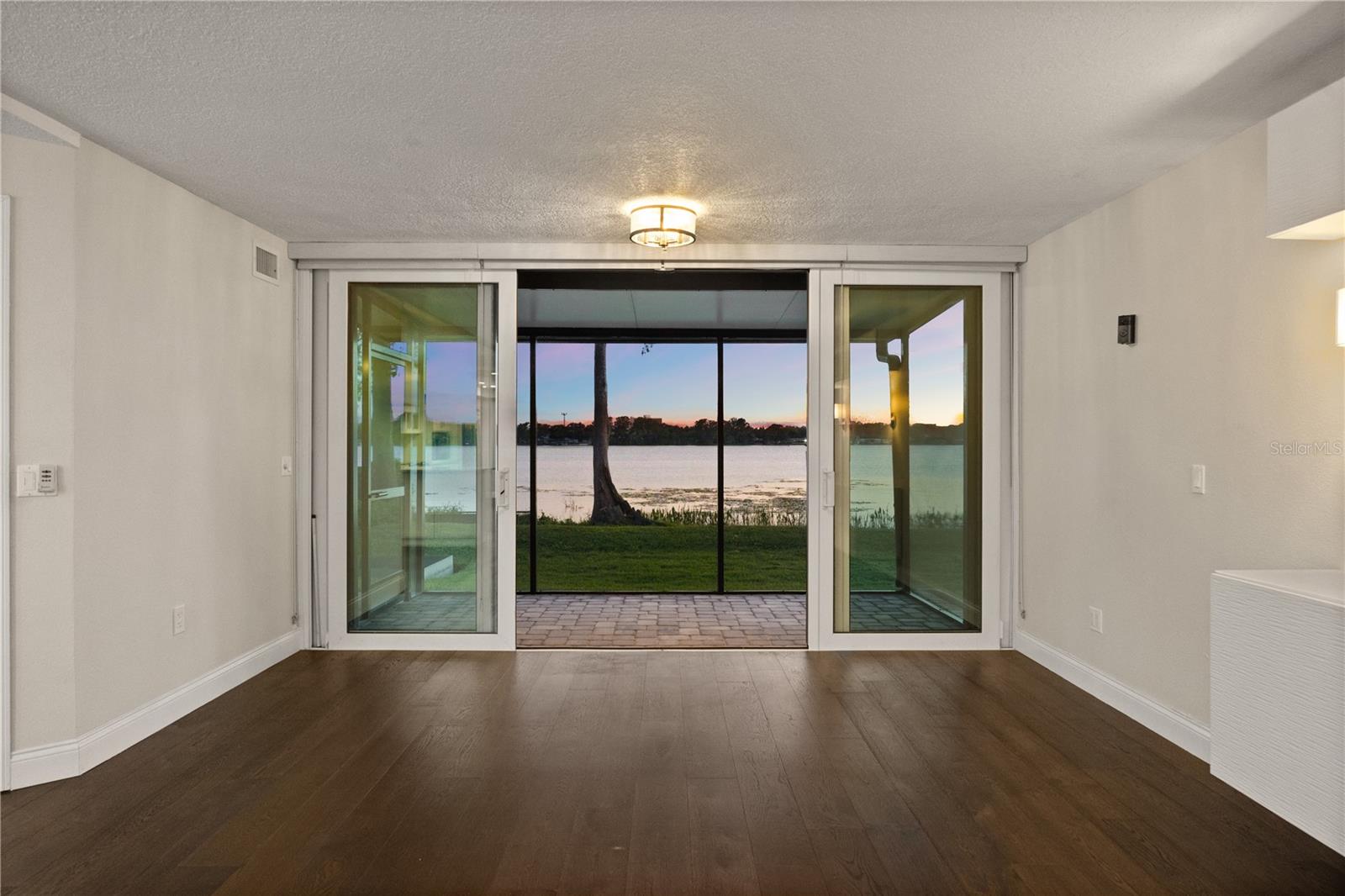 640 KILLARNEY BAY CT #4