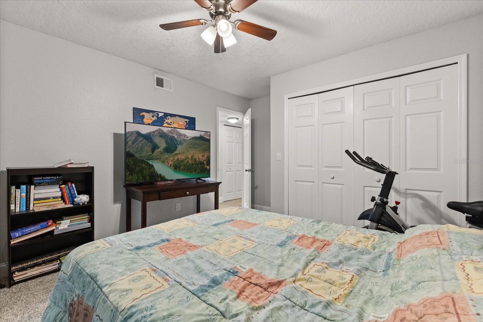 150 KILLARNEY BAY CT #5