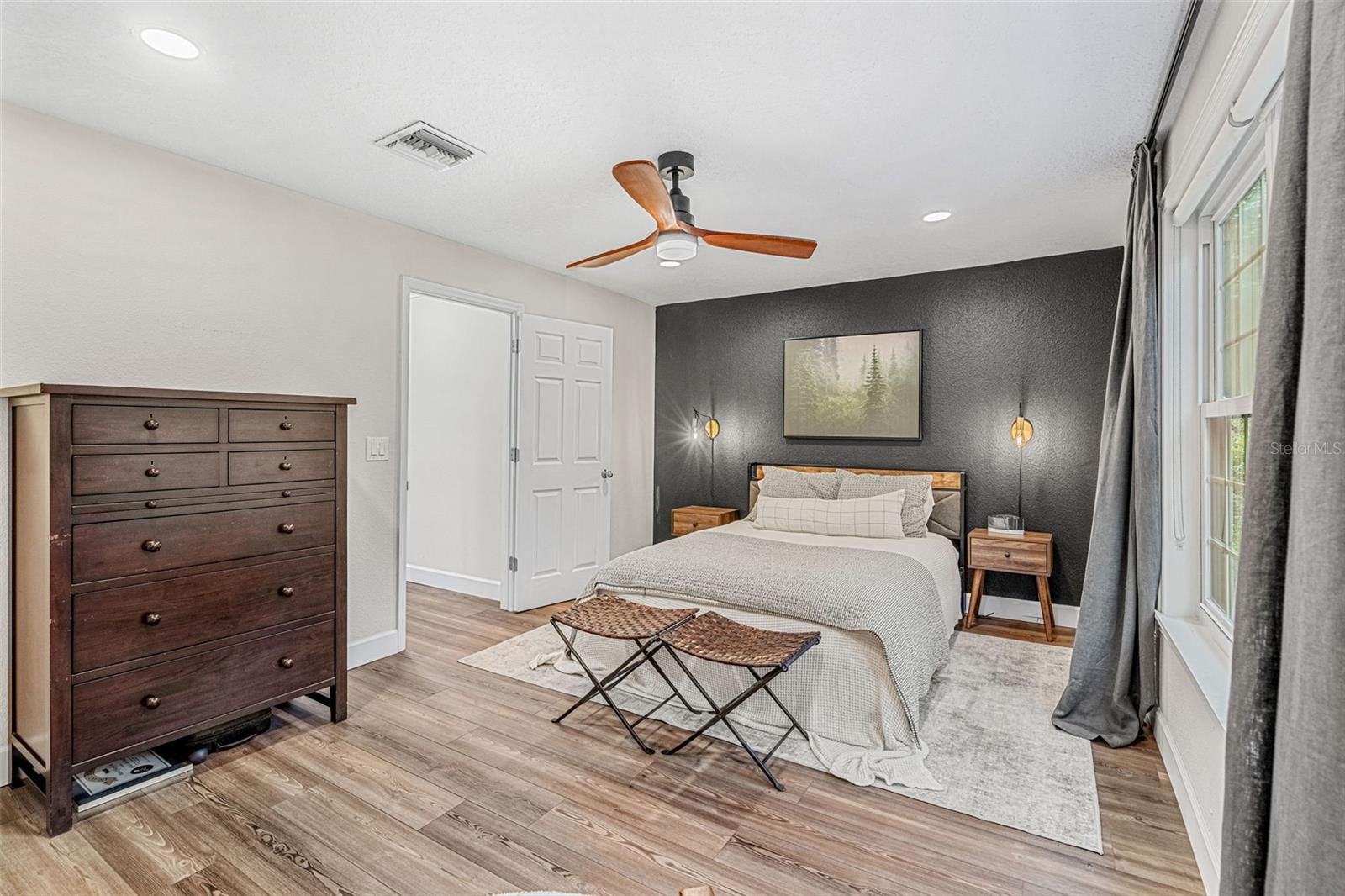 2330 WESTMINSTER CT