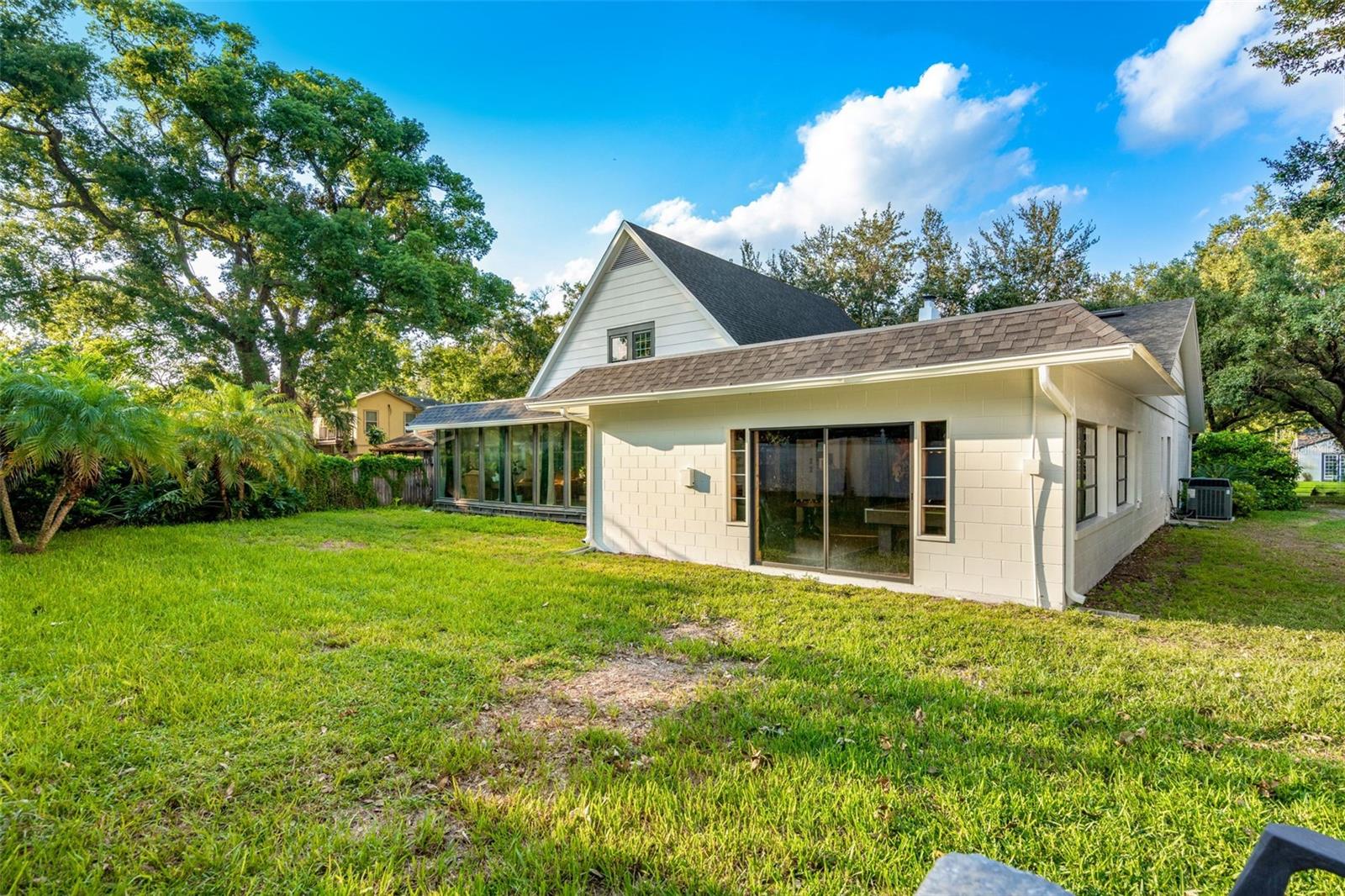 2330 WESTMINSTER CT