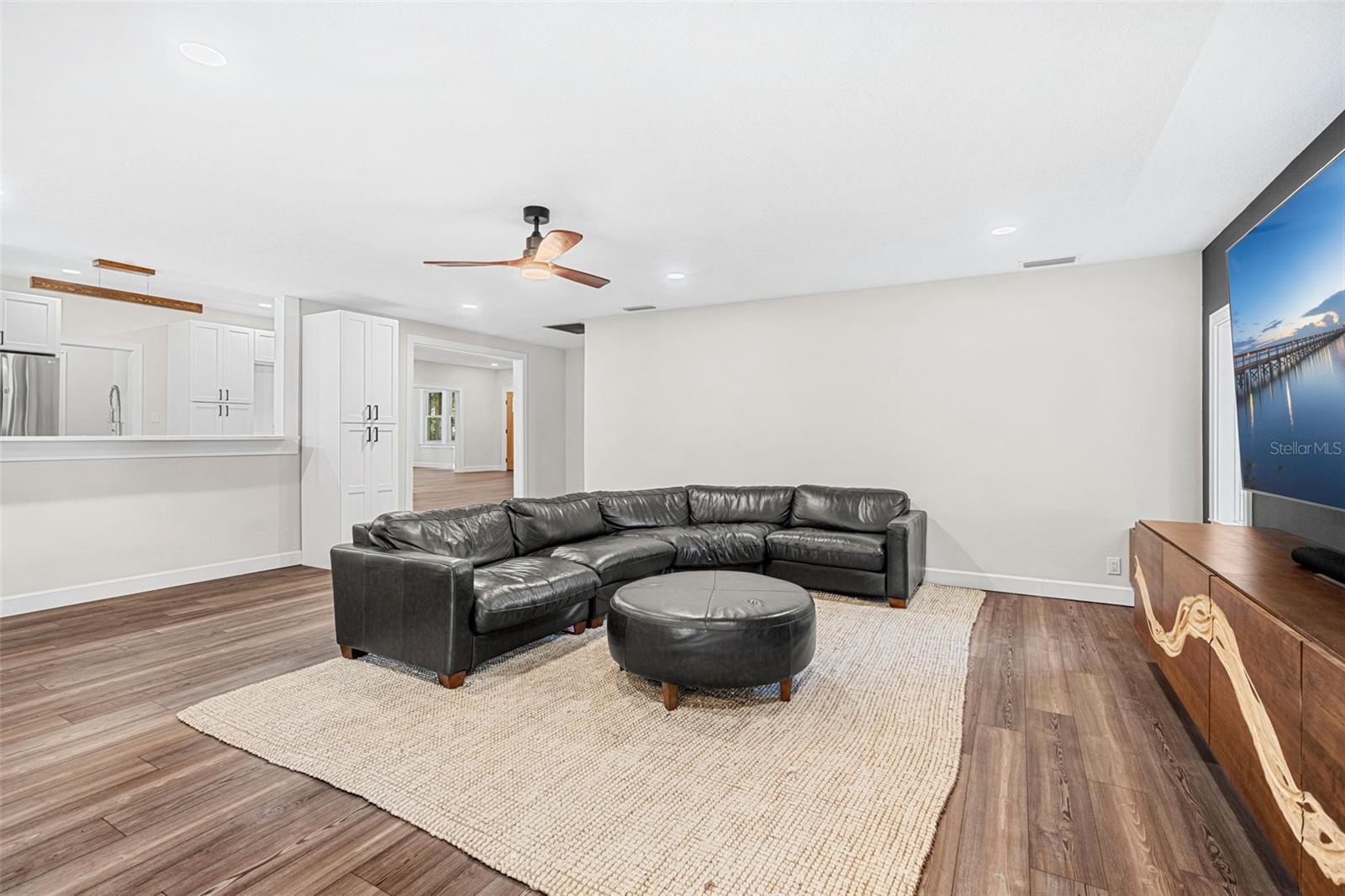 2330 WESTMINSTER CT
