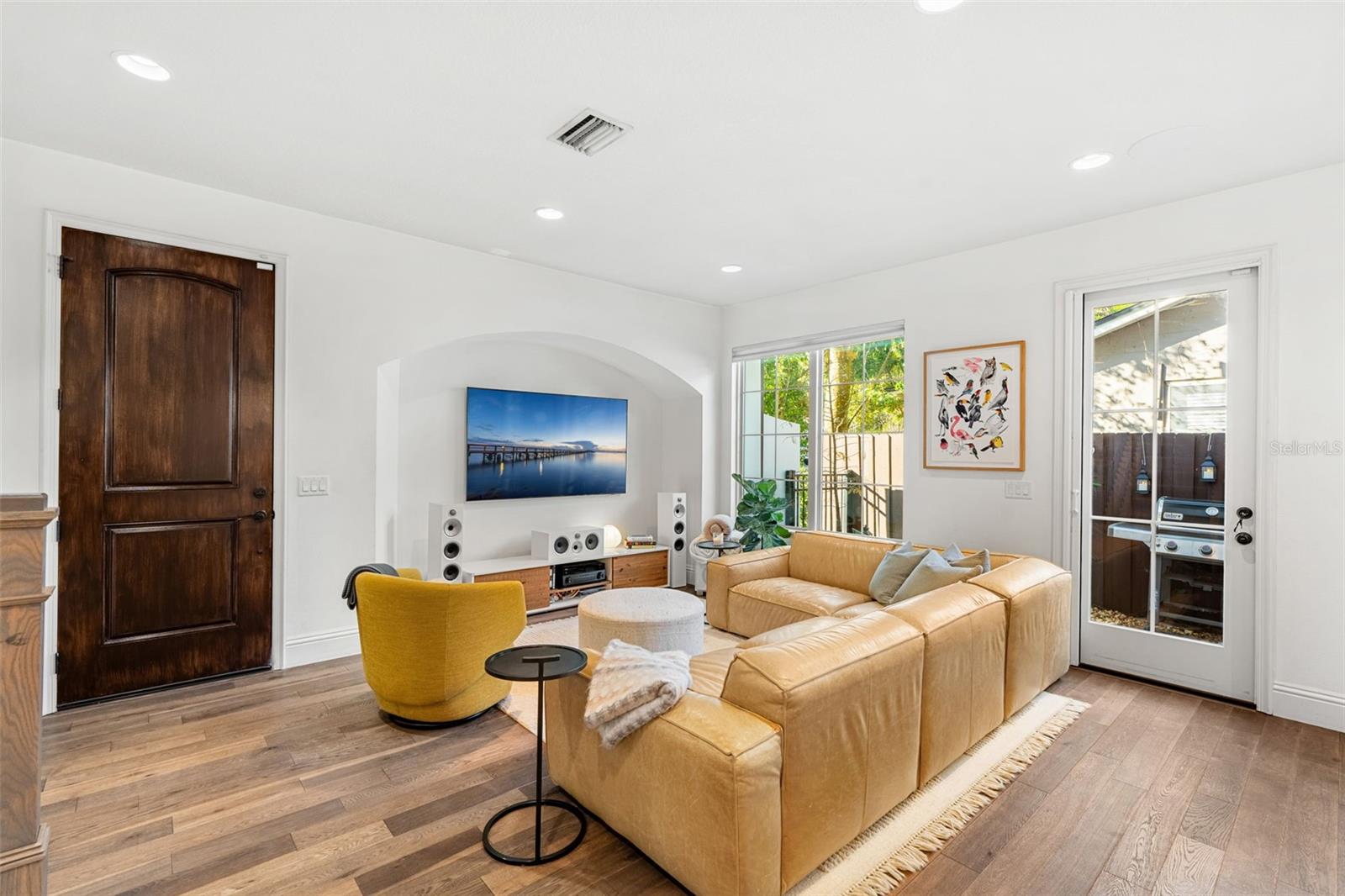 1732 RIDGEWOOD AVE #S