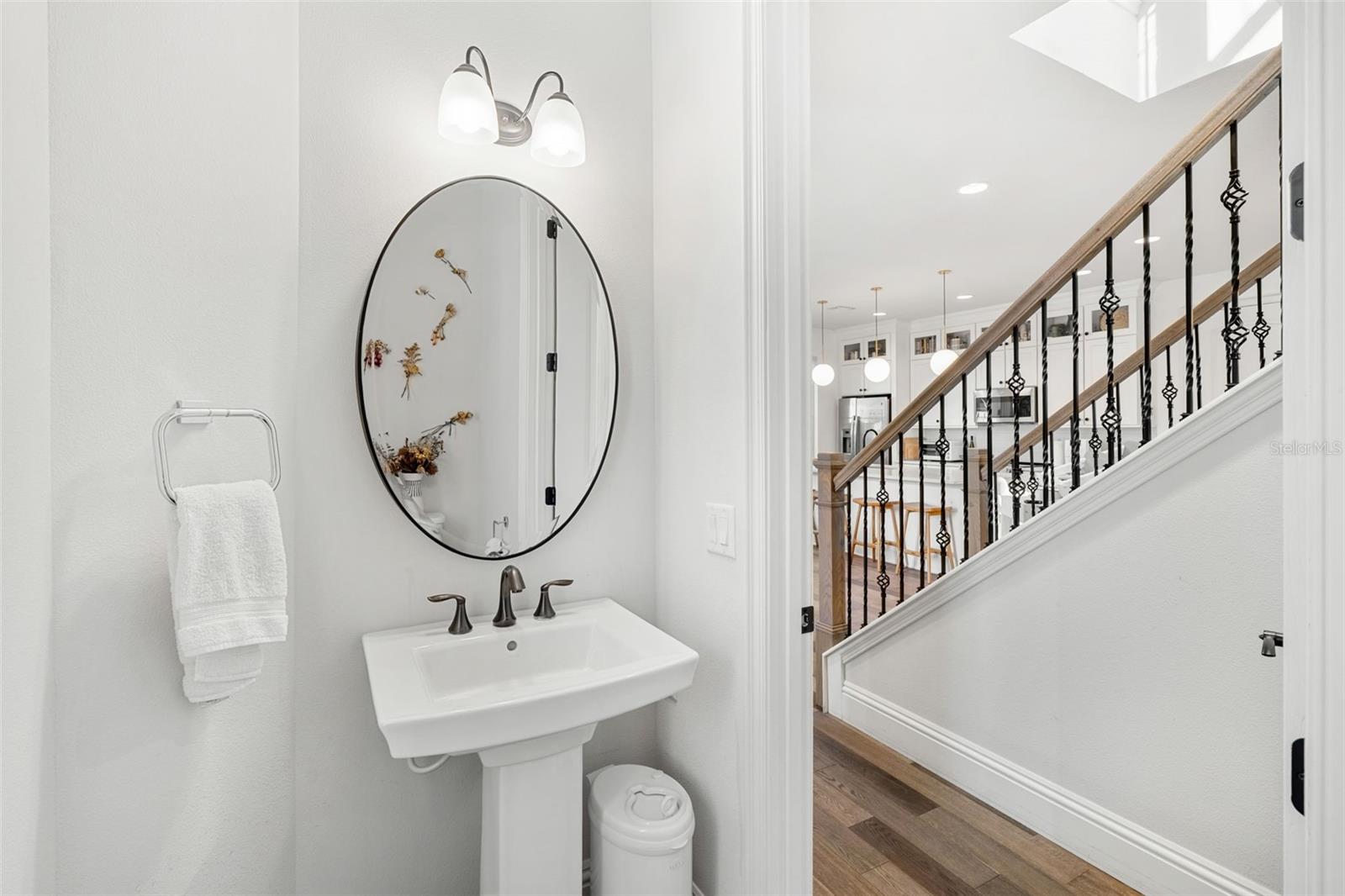 1732 RIDGEWOOD AVE #S