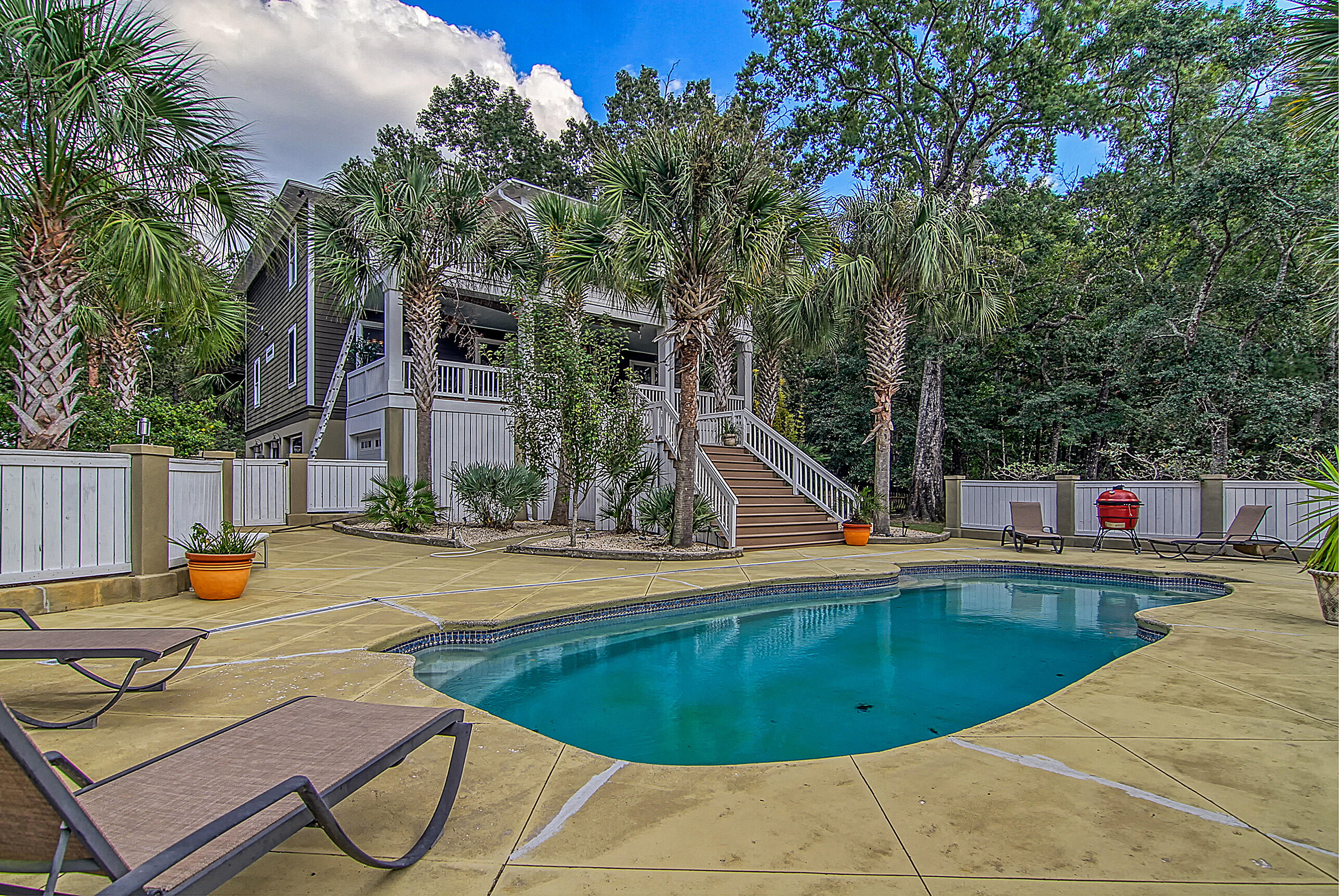 571 Flannery Place