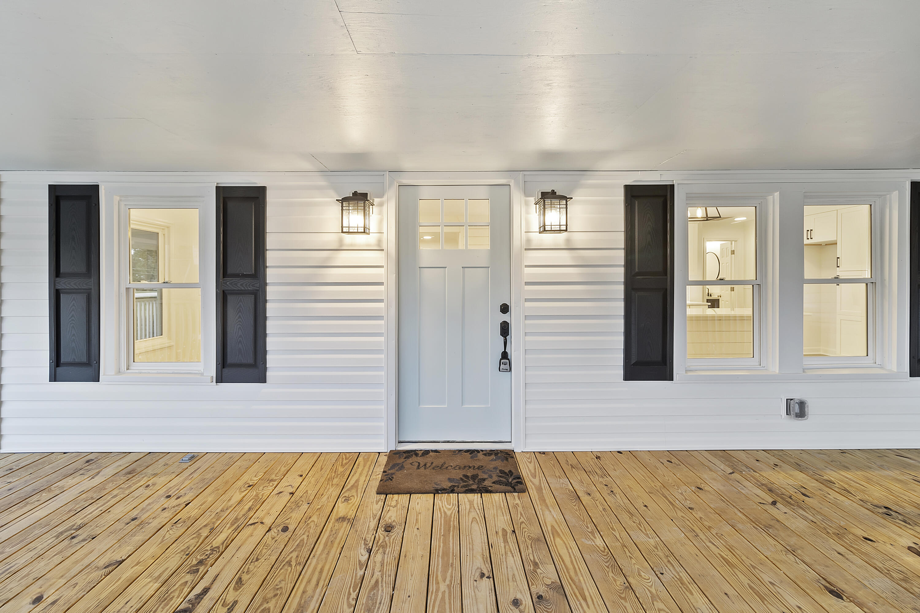 2311 N Highway 17a