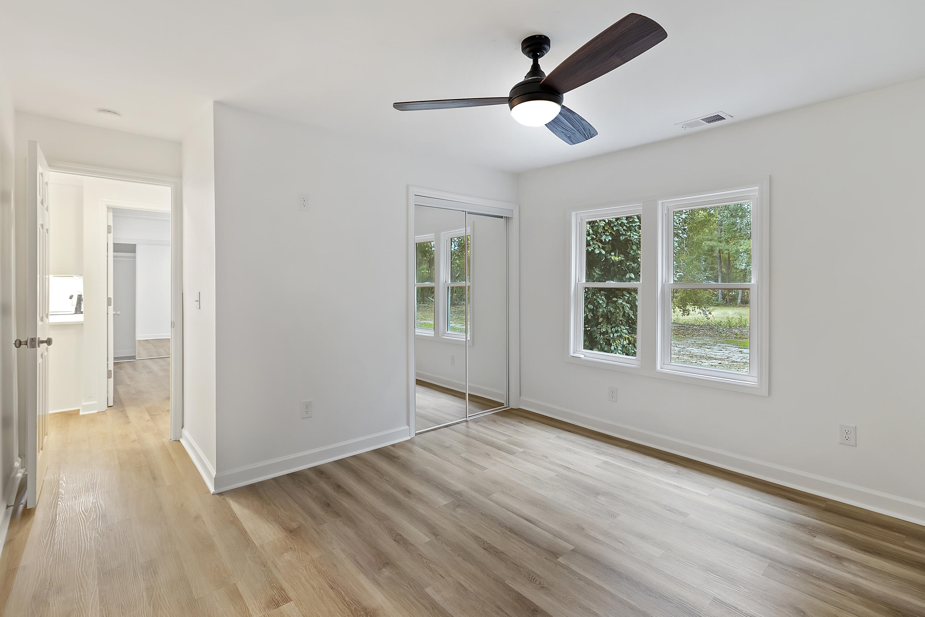 2311 N Highway 17a
