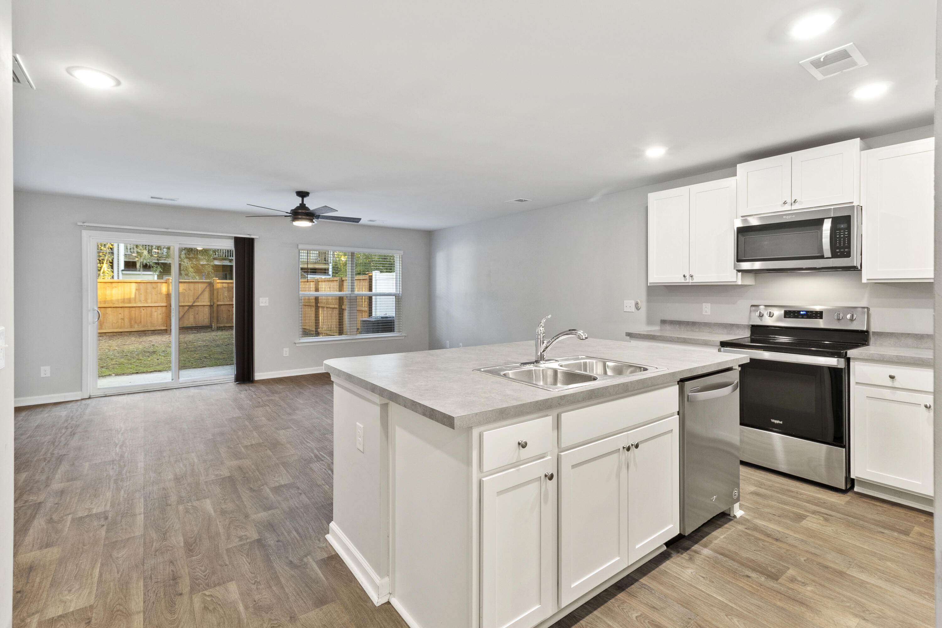 4613 Palm View Circle