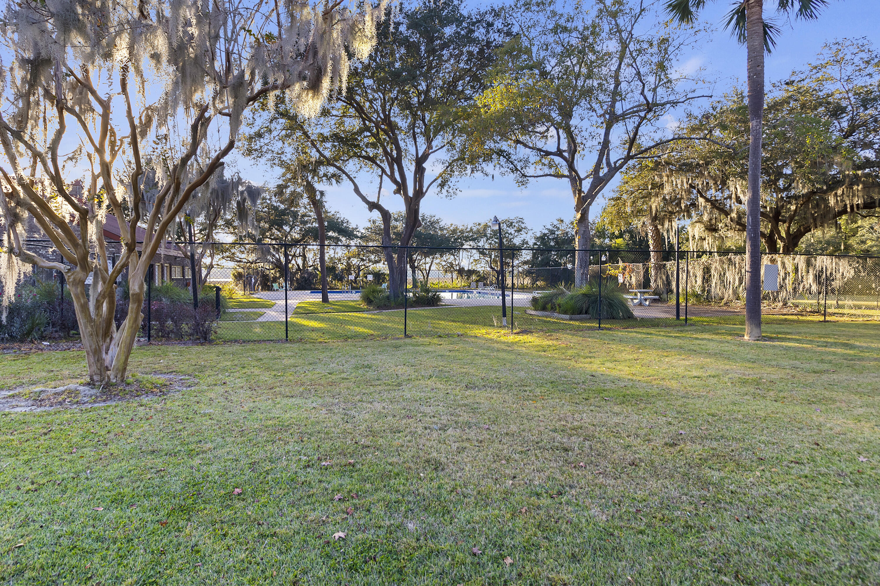 4613 Palm View Circle