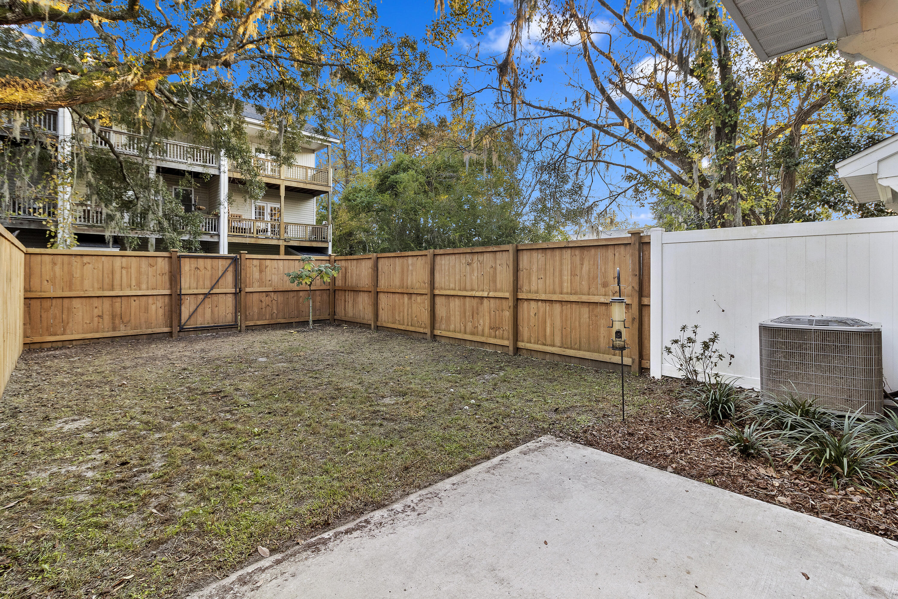 4613 Palm View Circle