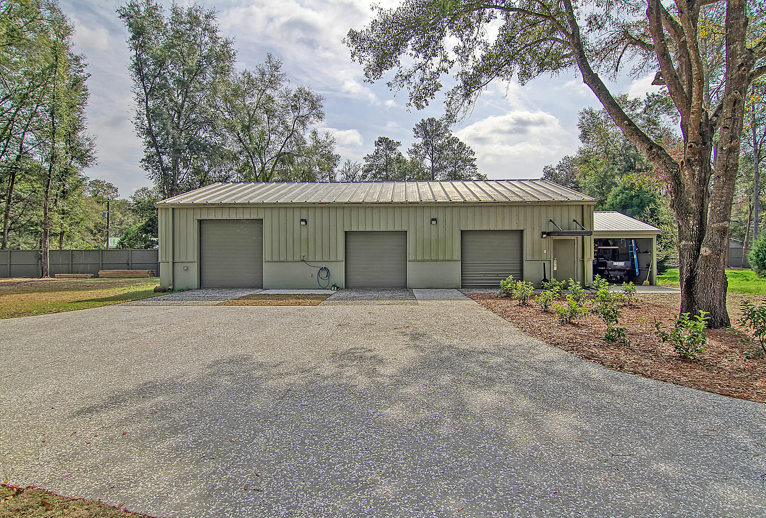 3188 Bohicket Road
