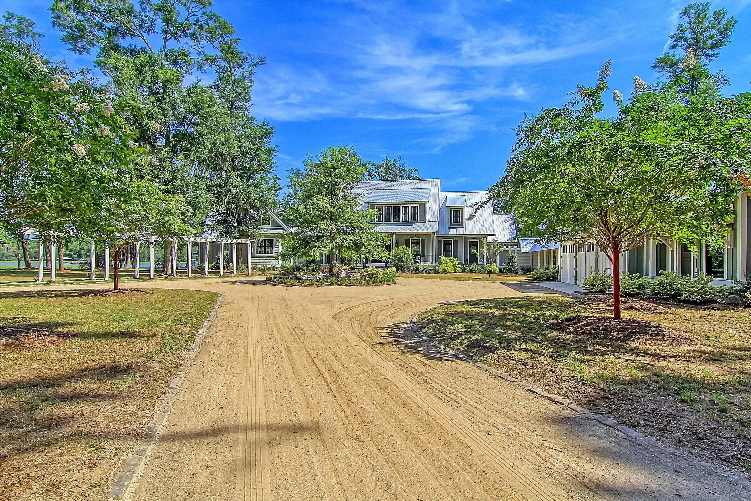 8590 Glascow Island Lane