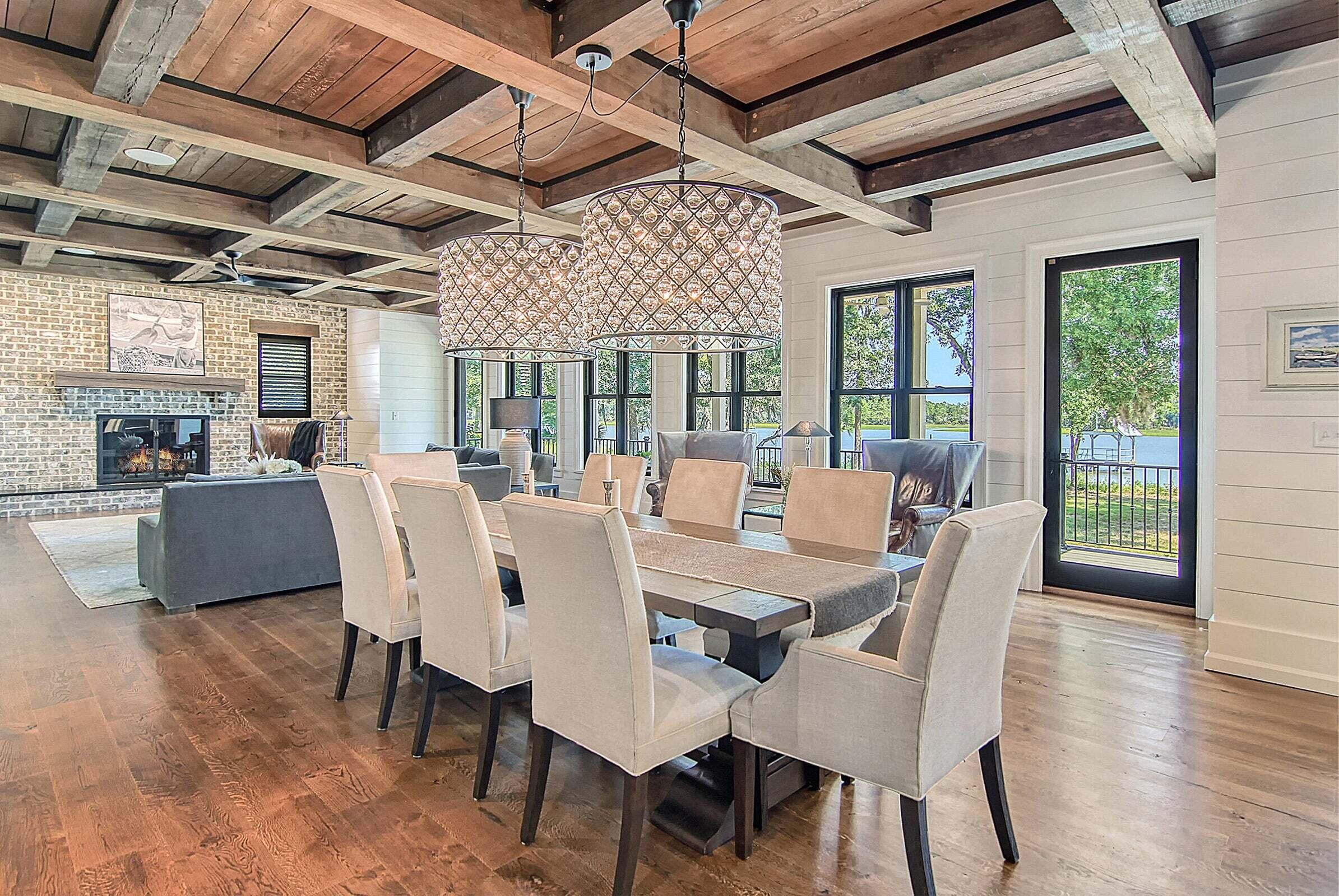 8590 Glascow Island Lane