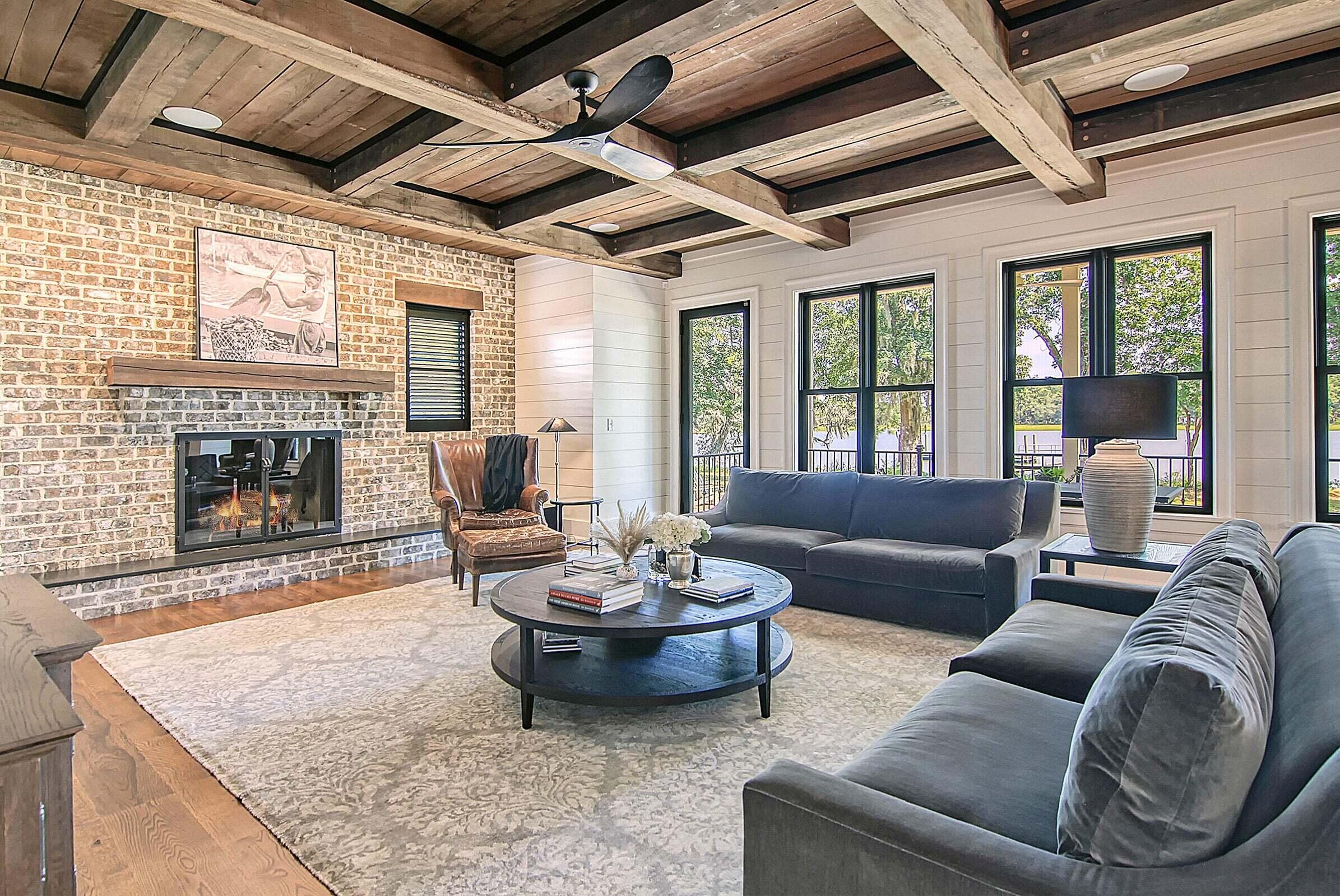 8590 Glascow Island Lane