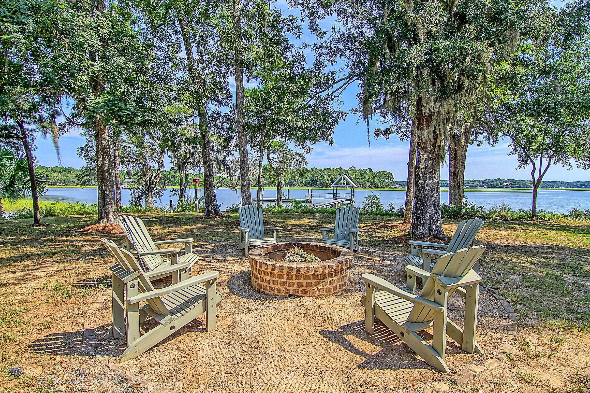 8590 Glascow Island Lane