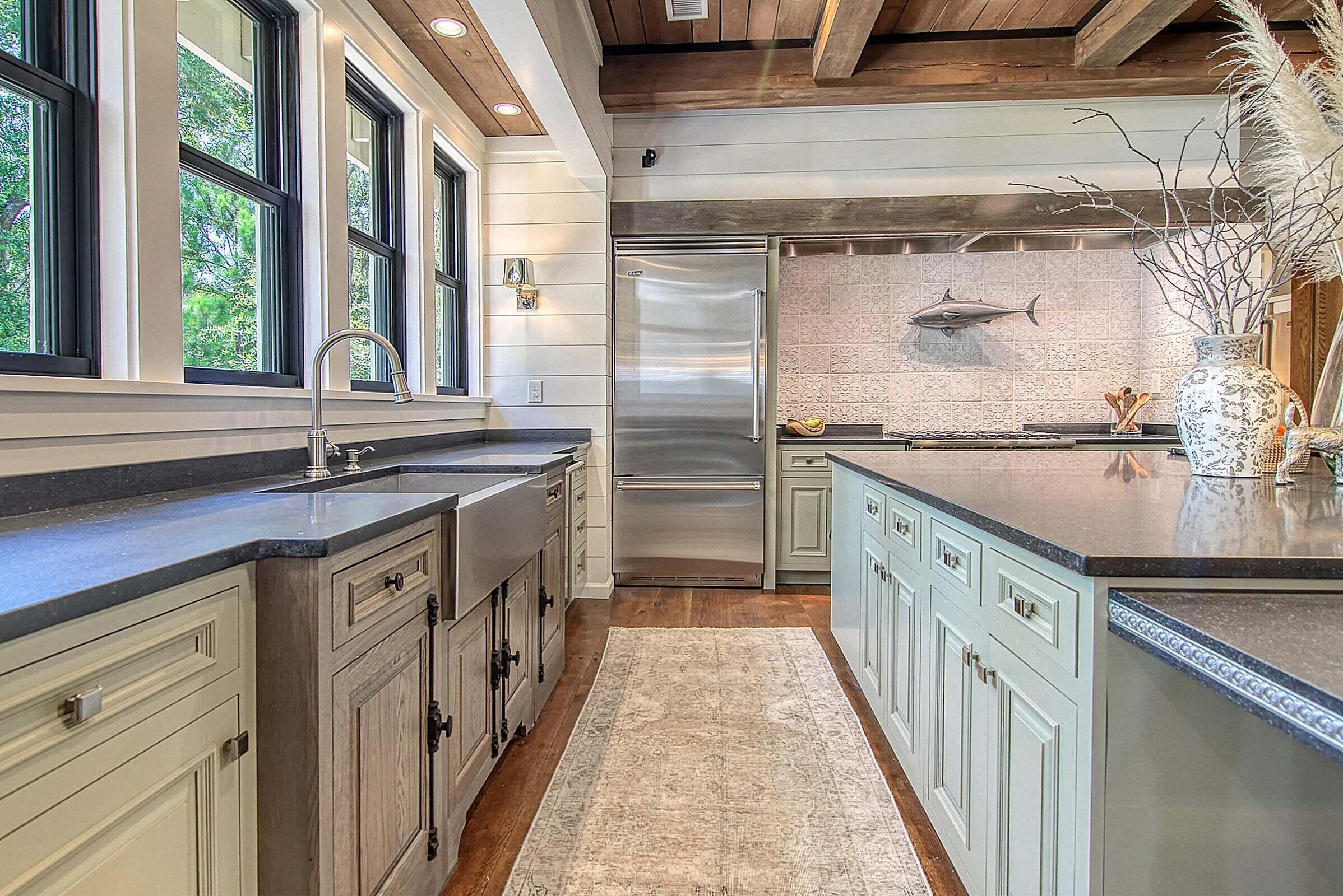 8590 Glascow Island Lane