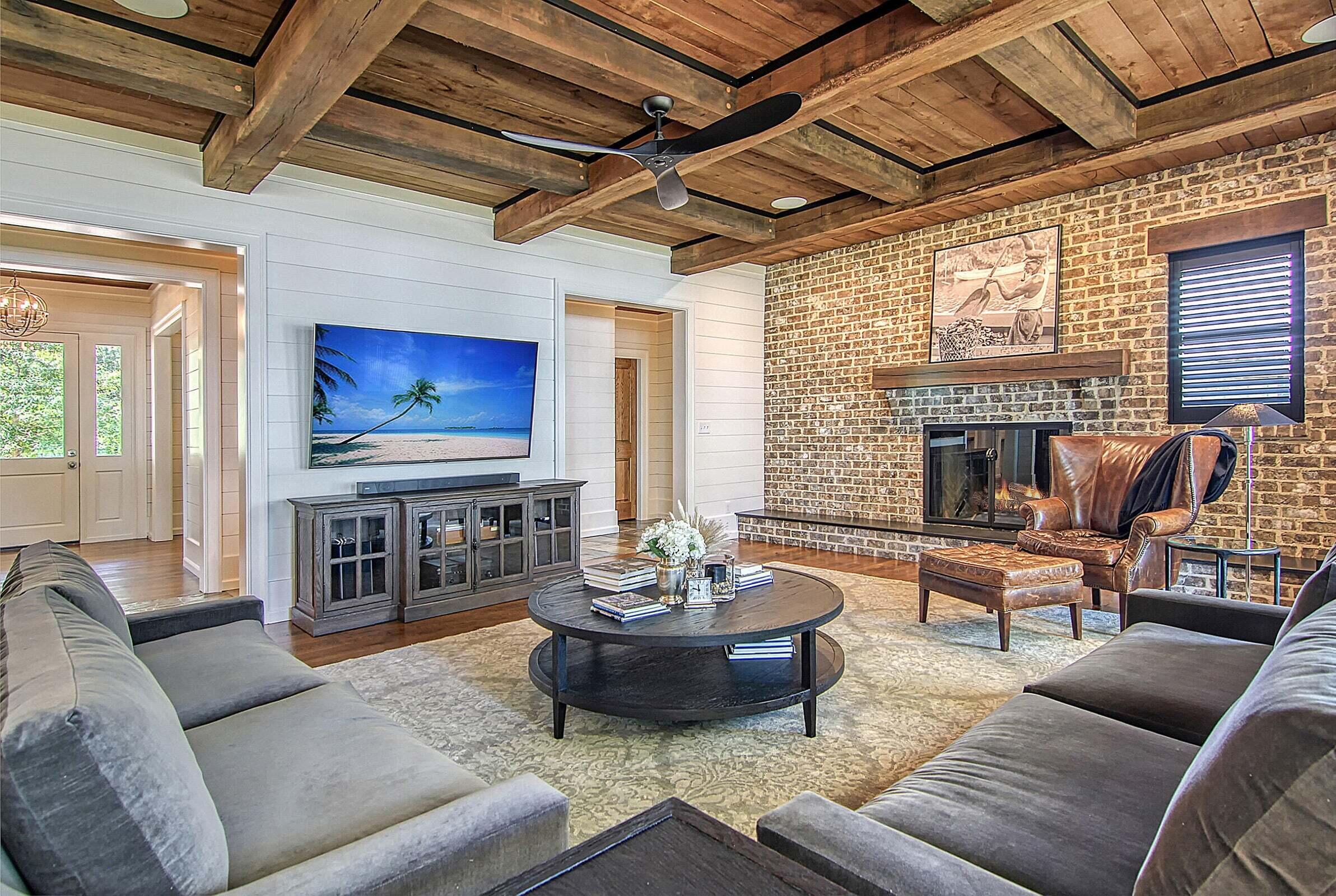 8590 Glascow Island Lane