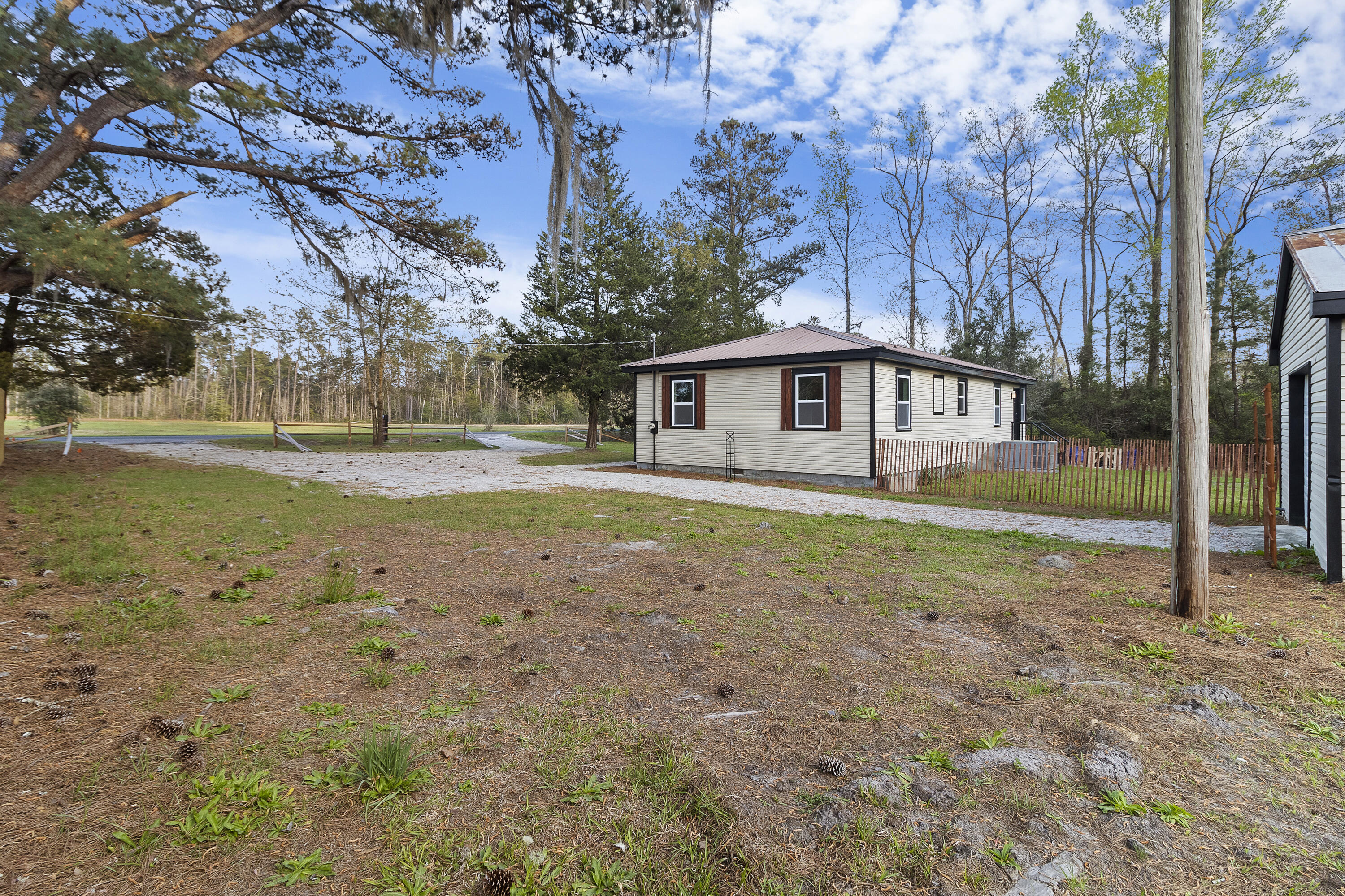 1371 Mt Carmel Road