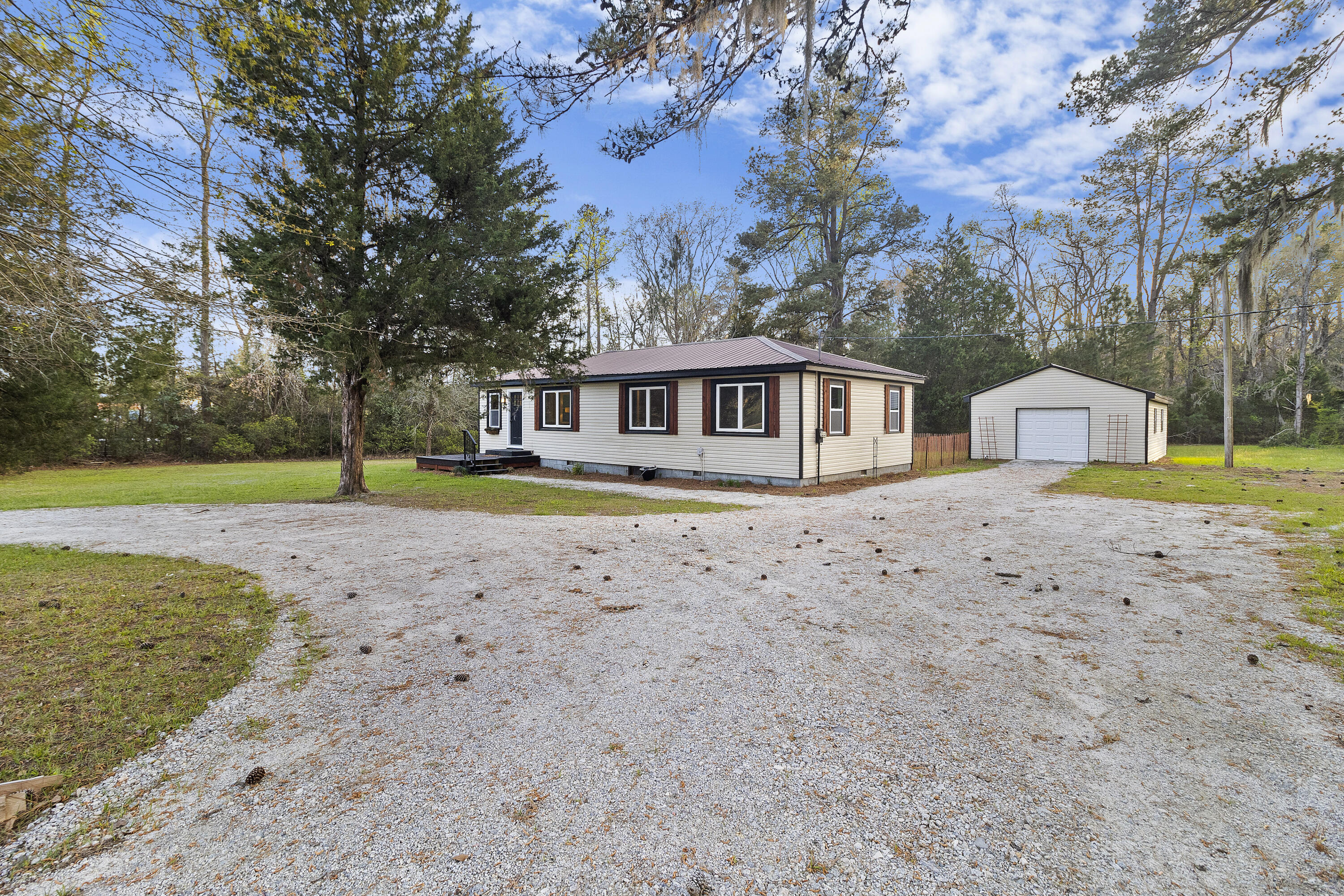 1371 Mt Carmel Road