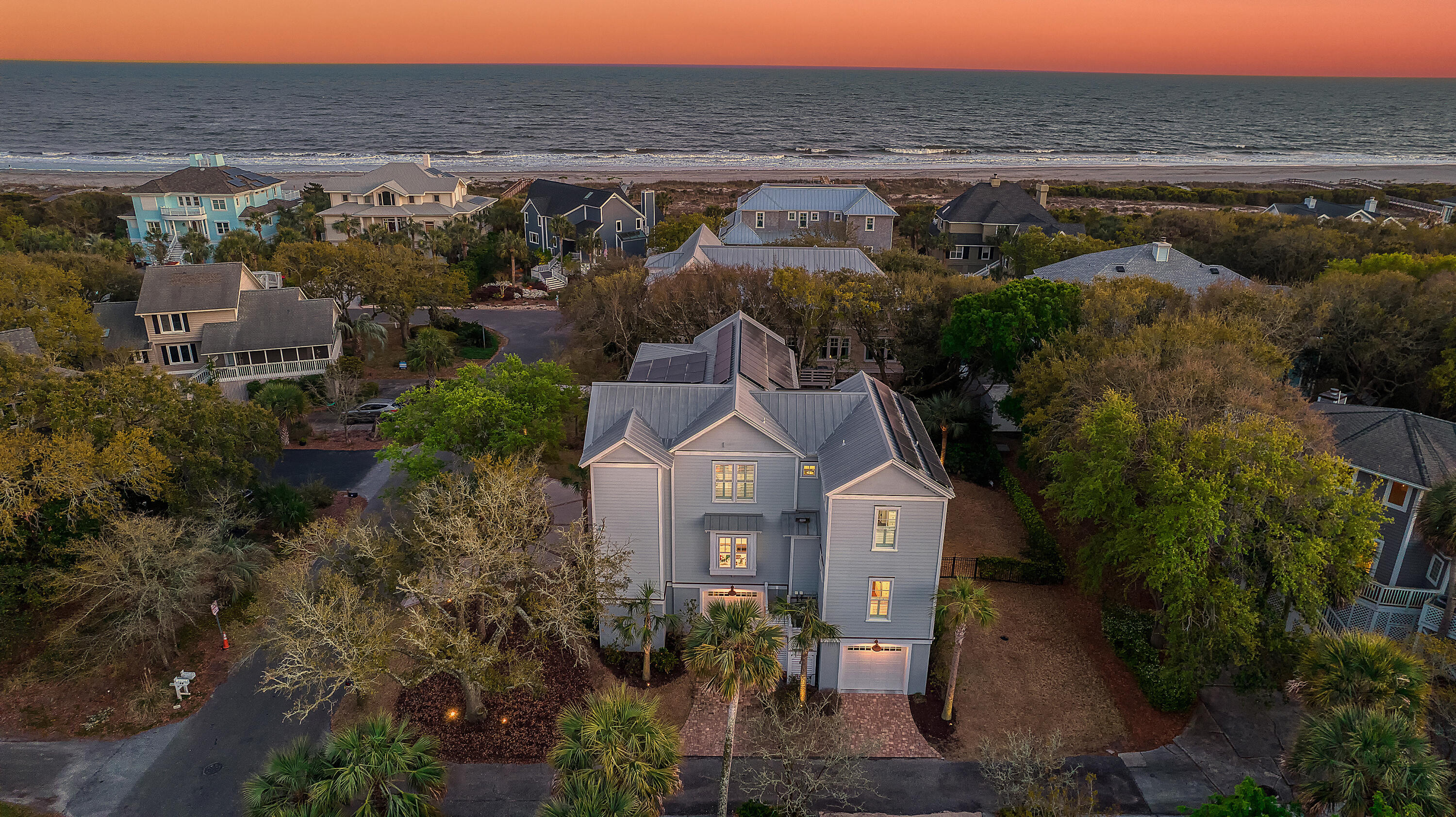 4 56th Avenue