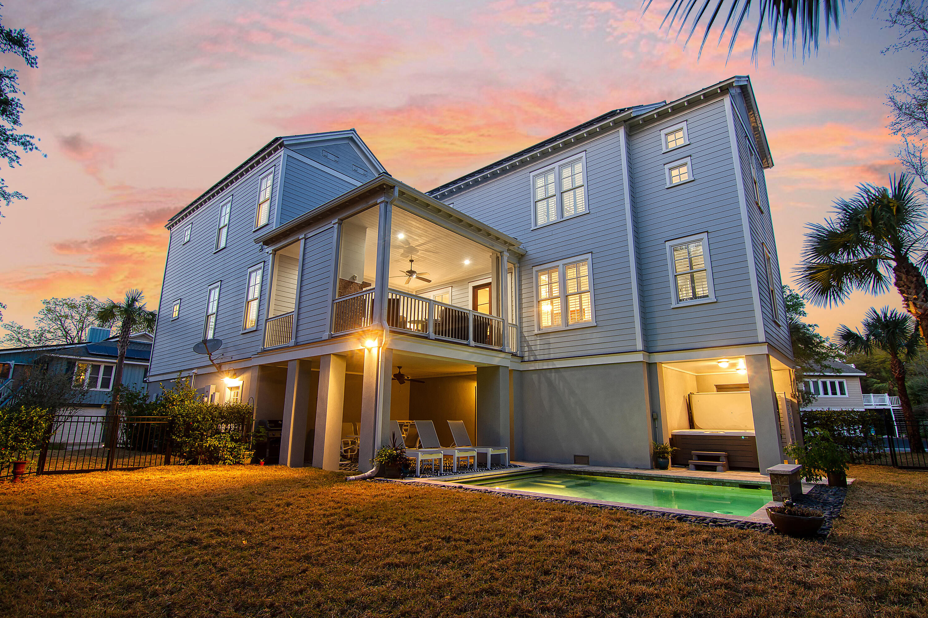 4 56th Avenue