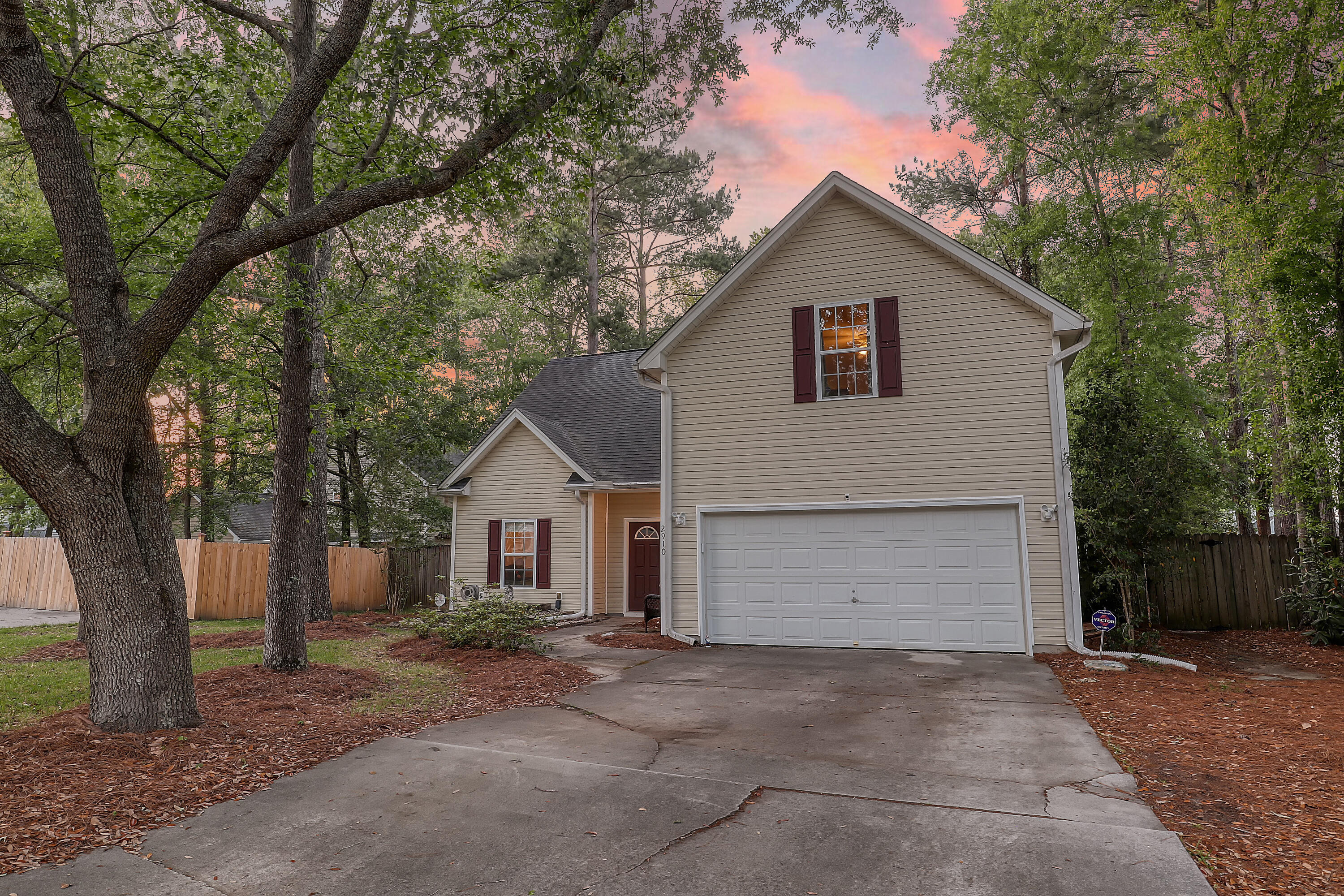 2910 Shadow Lane